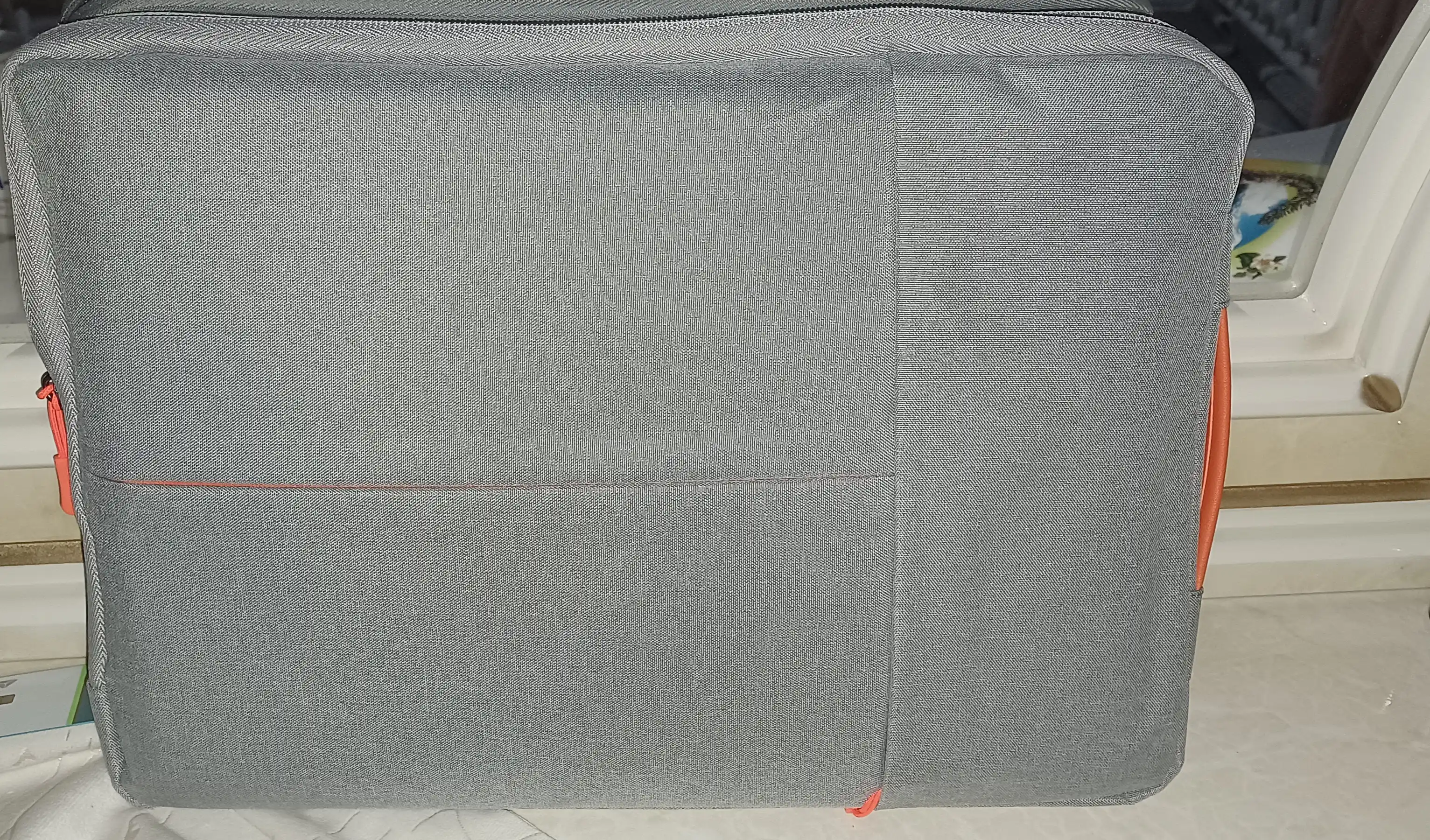 Noutbuk va MacBook uchun suvga chidamli biznes sumka