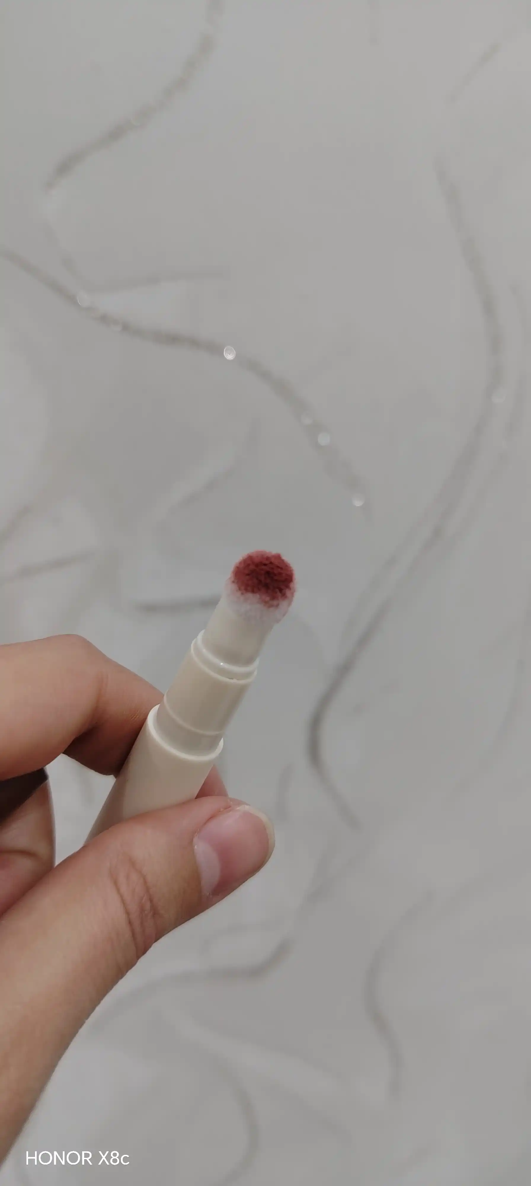 Lab bo’yog’i (nude soyali / nude rangli) 1 dona
