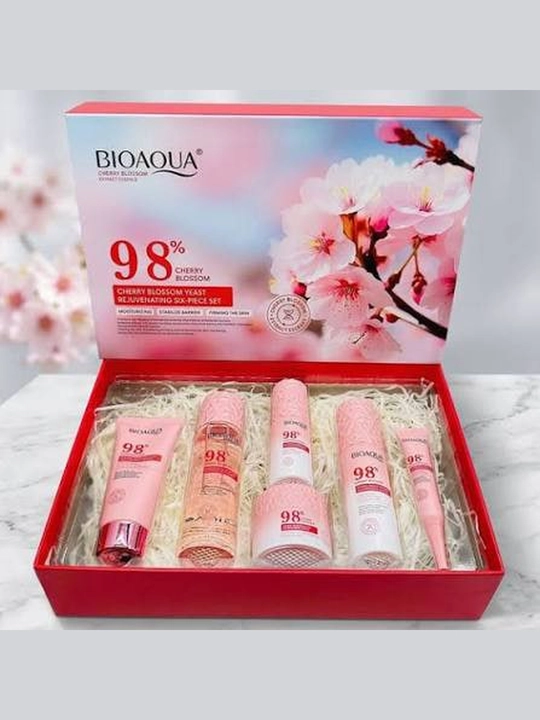 Gialuron kislotali, terini yoshartirish uchun BIOAQUA kosmetik sovg‘a to‘plami