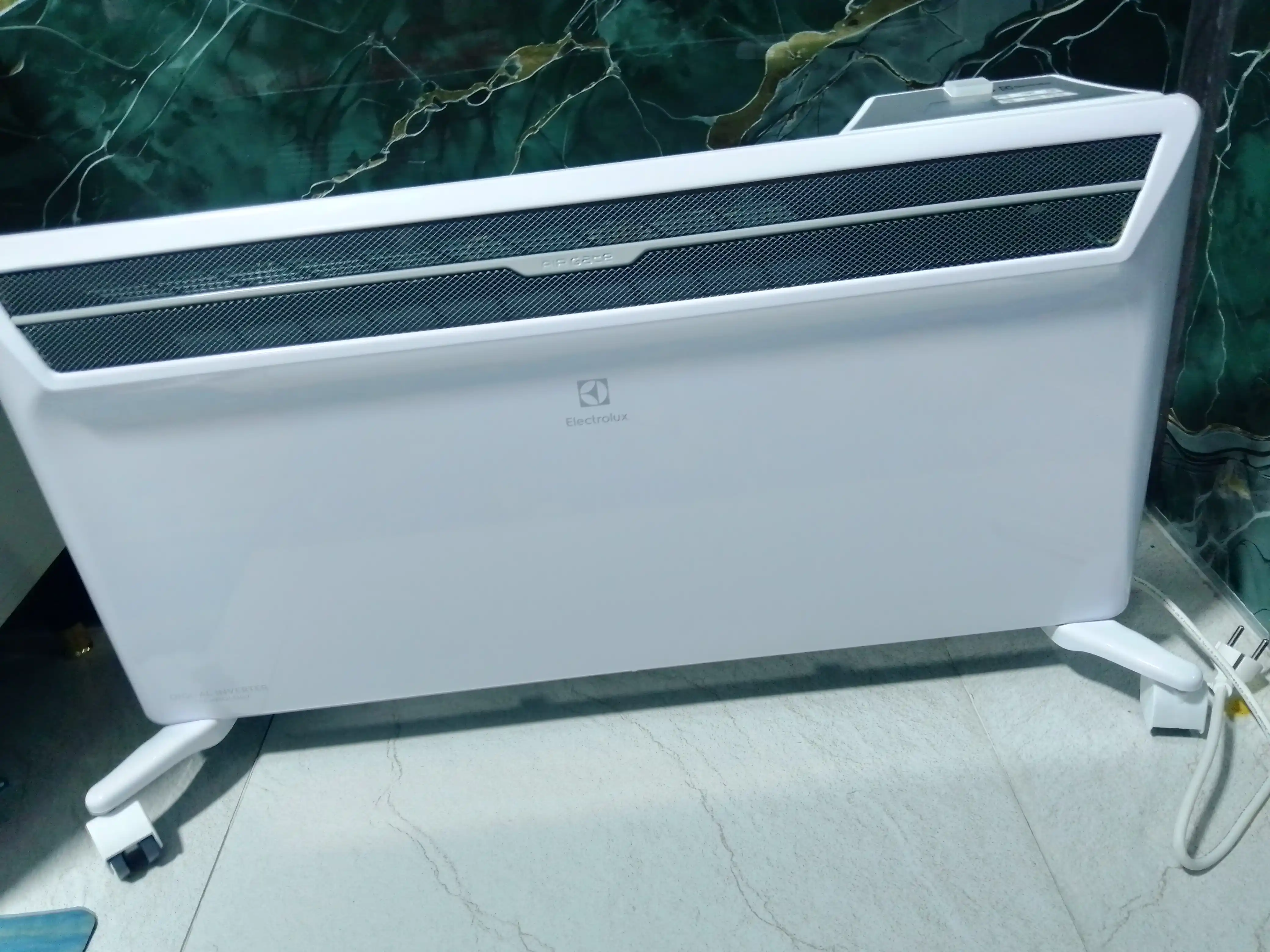 Electrolux ECH/AGI-2200 elektr konvektor isitkich, 2200 Vt, 30 m² gacha