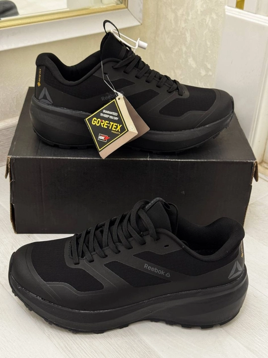 Termo krossovkalar, Vibram taglik, sport poyafzallari Gore-Tex, fasl: qish-bahor-kuzgi - 