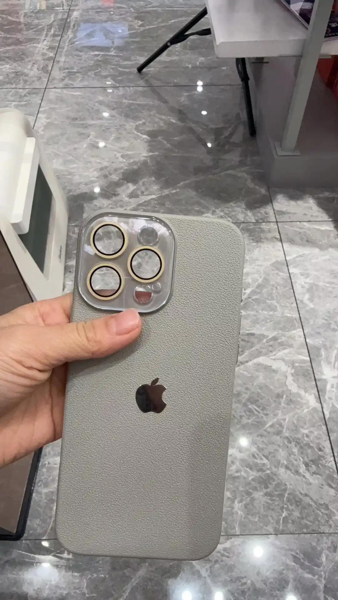 Чехол на iPhone 14, 15, 16, 17, Pro, Max, Plus, Air, цветной, кожаный