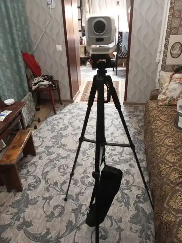 Professional shtativ 170 sm, metall, stabilizator, 360°, universal