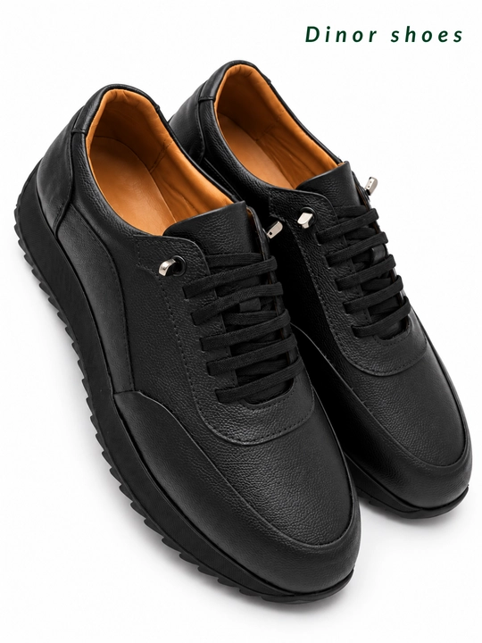 Erkaklar uchun tabiiy charmdan tikilgan qora krossovkalar — DINOR Shoes