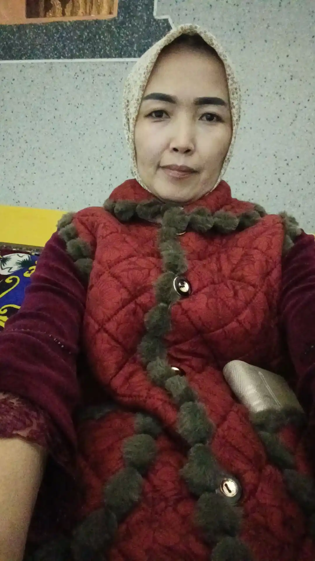 Ayollar uchun eko-mo‘ynadan tikilgan issiq nimcha, qavilgan yengsiz ko‘ylak, 2XL–5XL