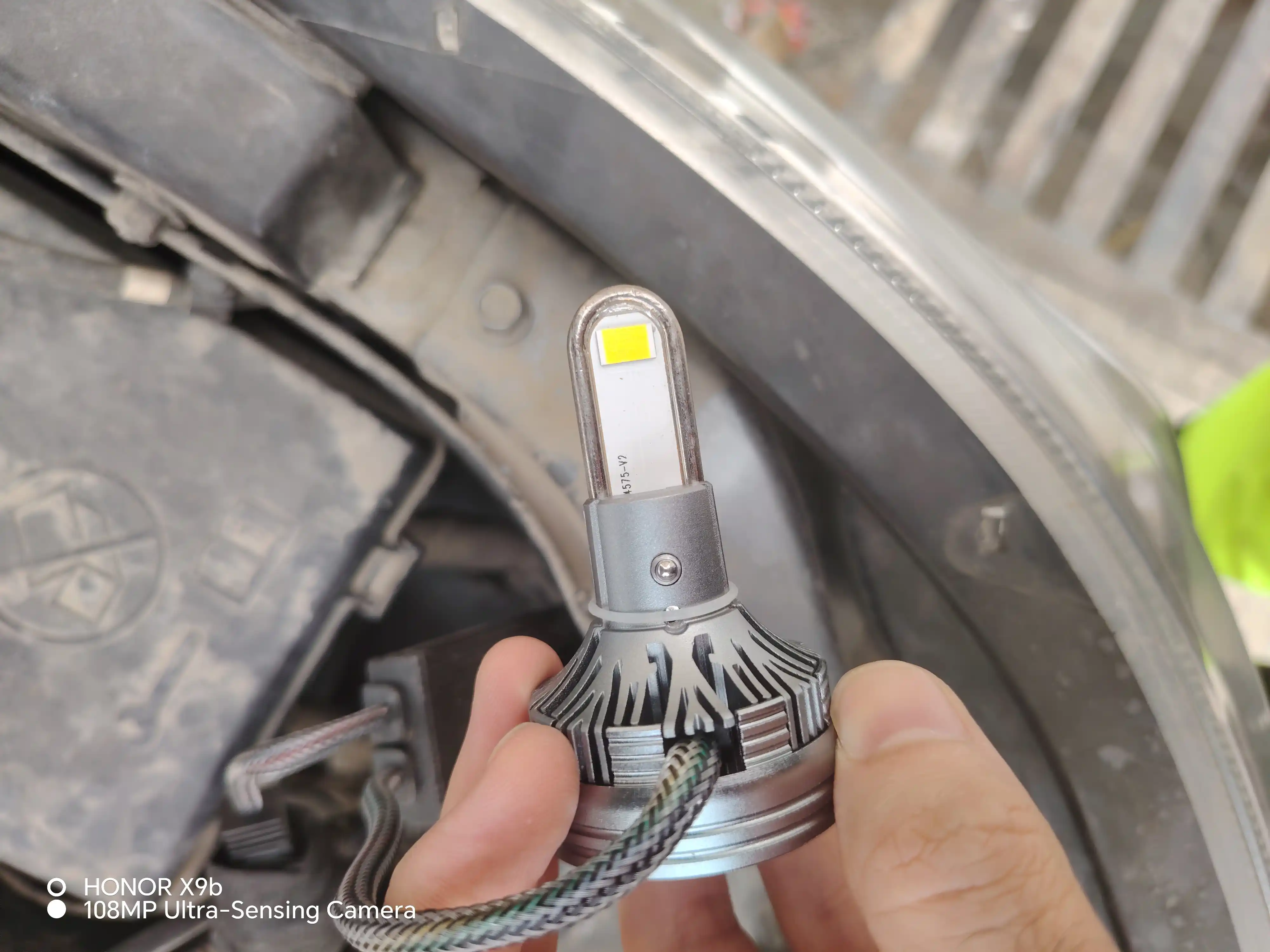 Автомобильная лампа Zimmer BI-LED Z8max, 85 Вт, H4