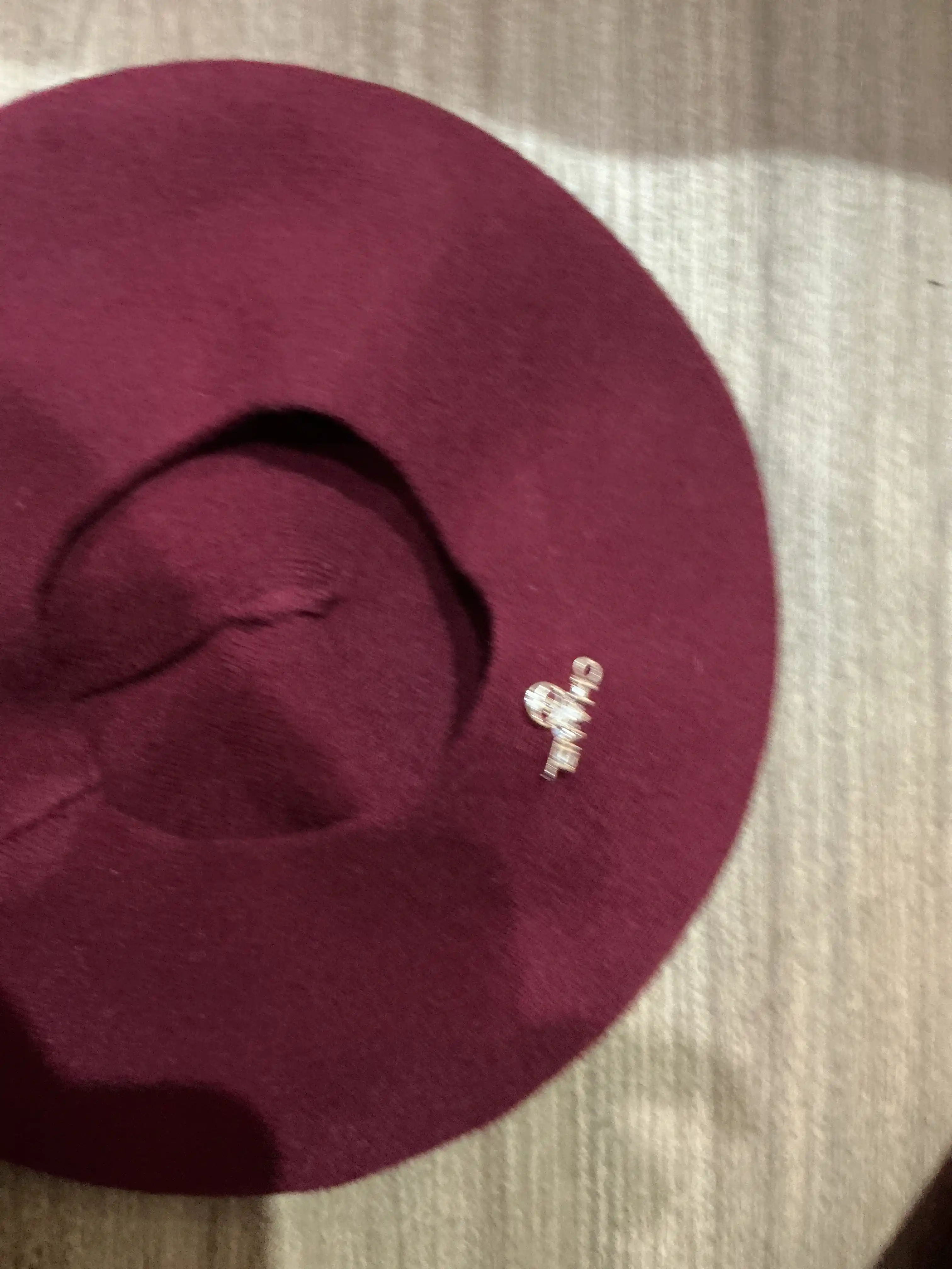 Issiq qishki beret - 4 xil rangda, qizlar va ayollar uchun beret