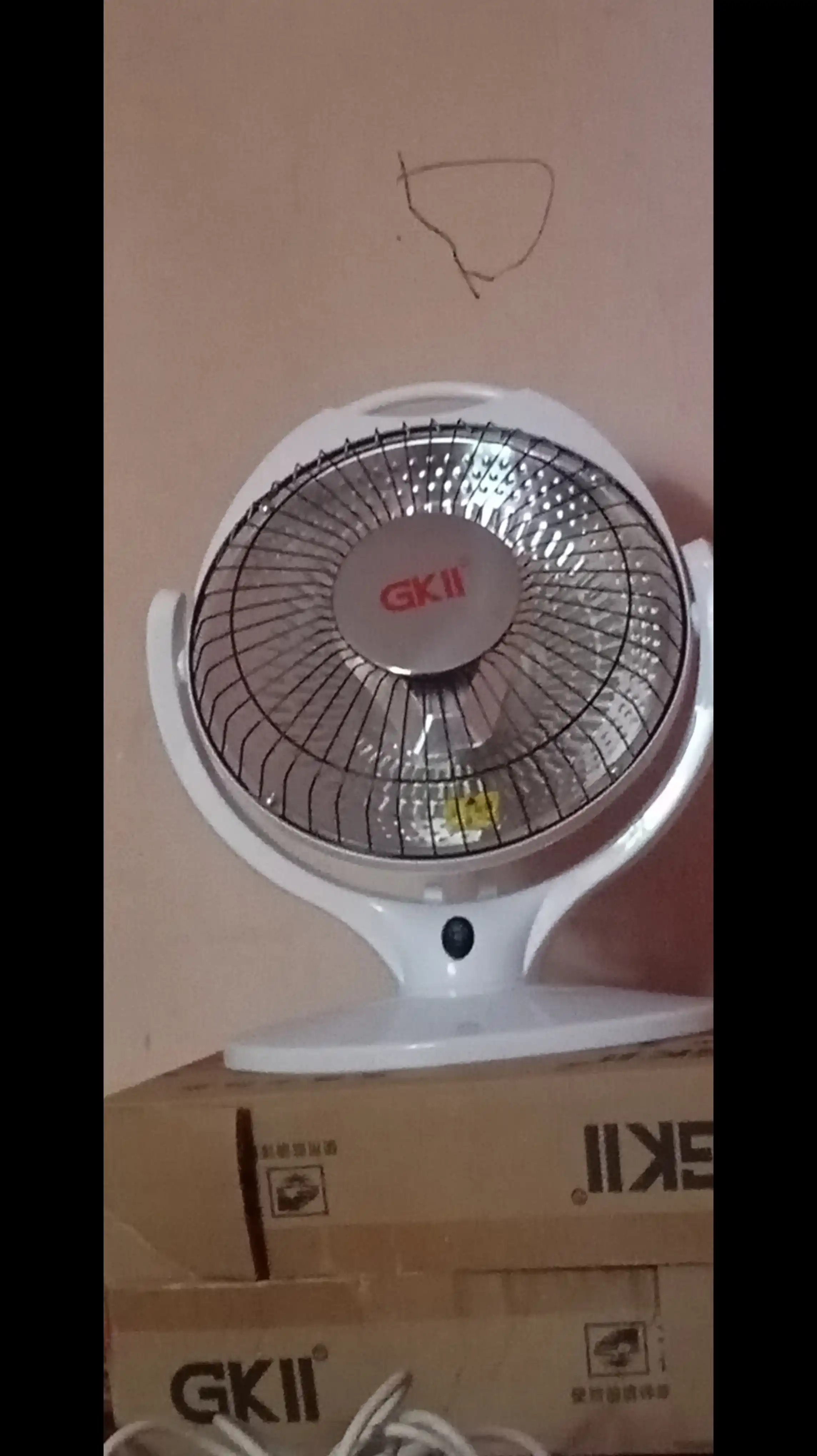 Elektr infraqizil isitgich 800 Vt, aylanadigan, parabolik elektr quyosh pechkasi, Xitoy