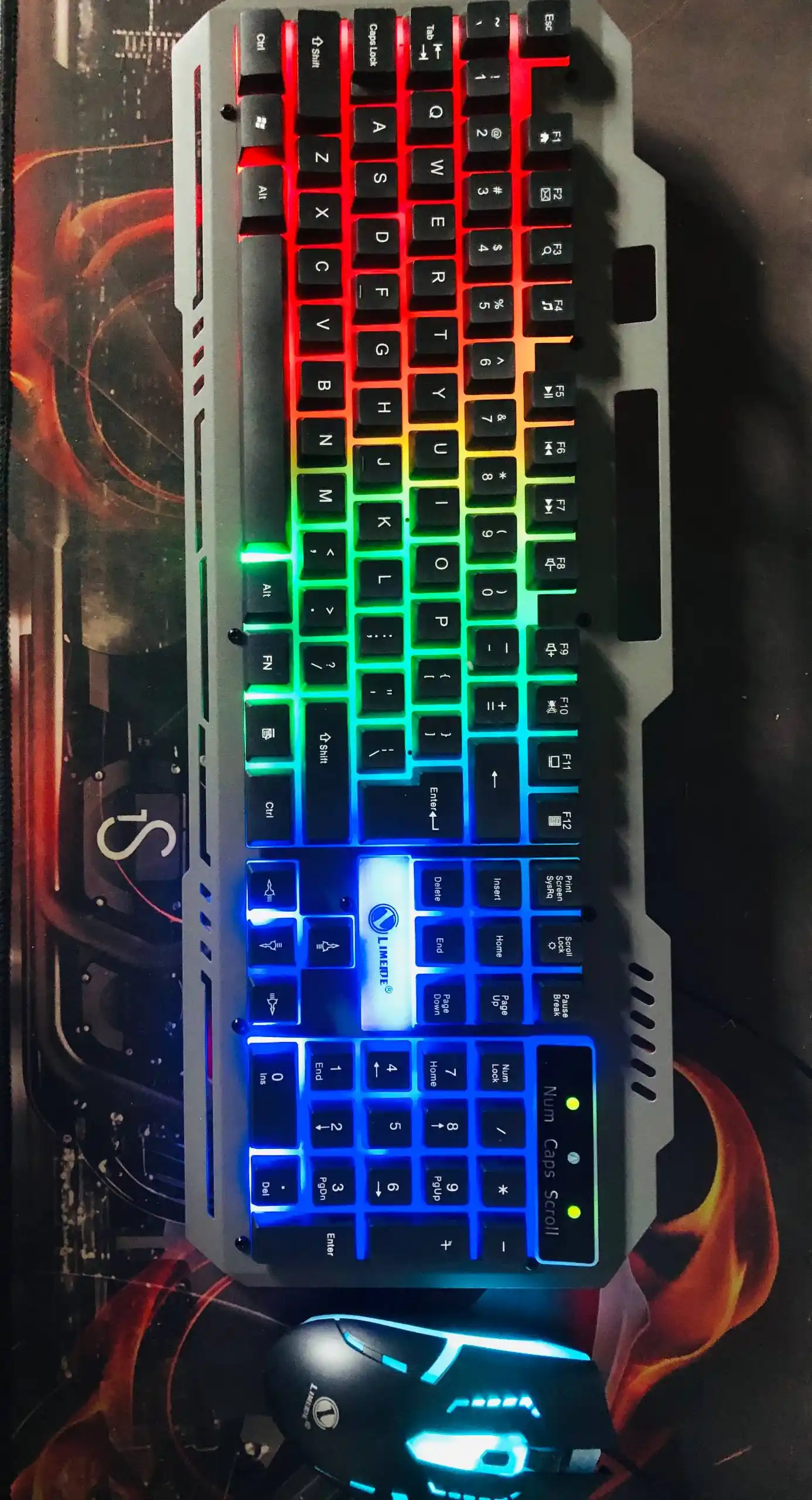 RGB yoritgichli klaviatura, mexanik va membranali modellar, sichqonchali variantlari