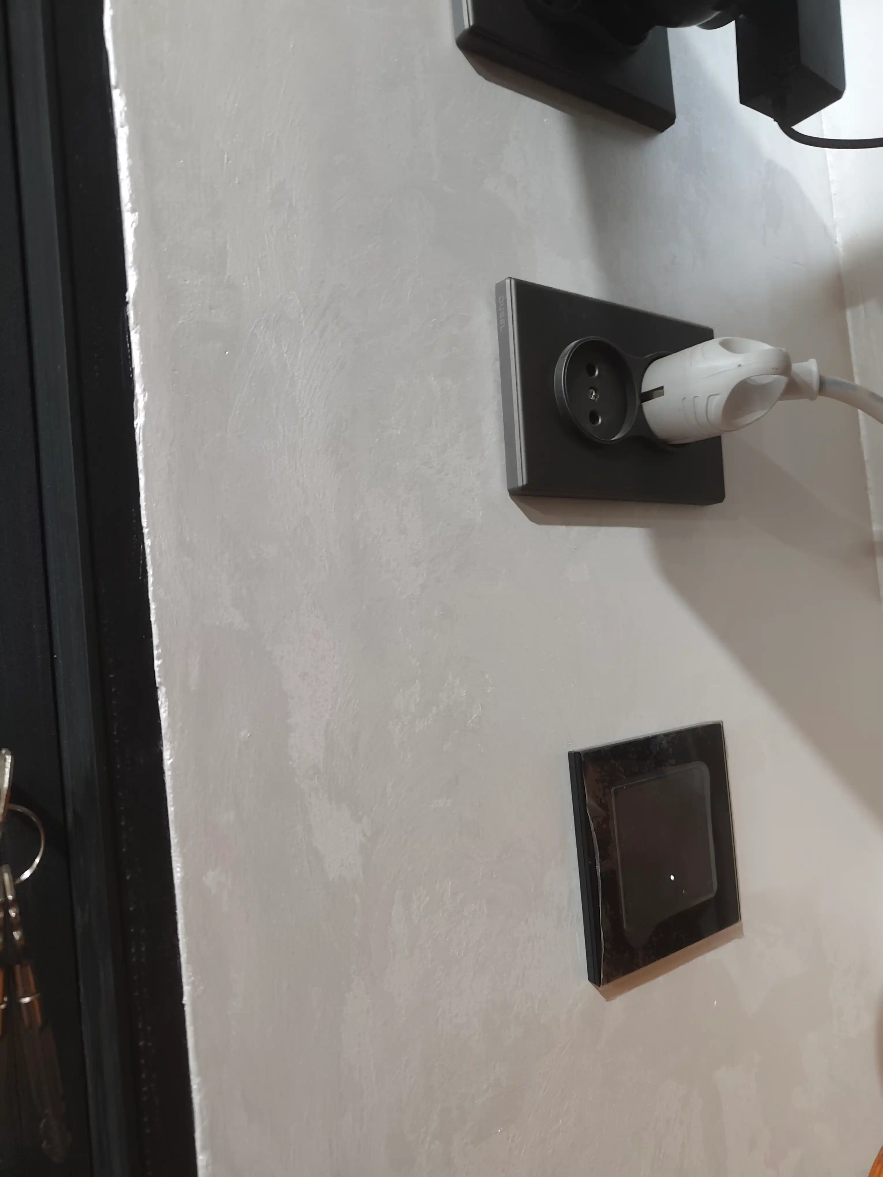 Wi-Fi aqlli rozetka 220V — Tuya/Smart Life, Alisa, Alexa, Google qo‘llab-quvvatlaydi