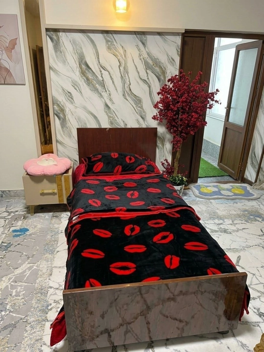 : Premium velyur adyol va yostiqjild toʻplami (1.5 oʻrinli) - 
