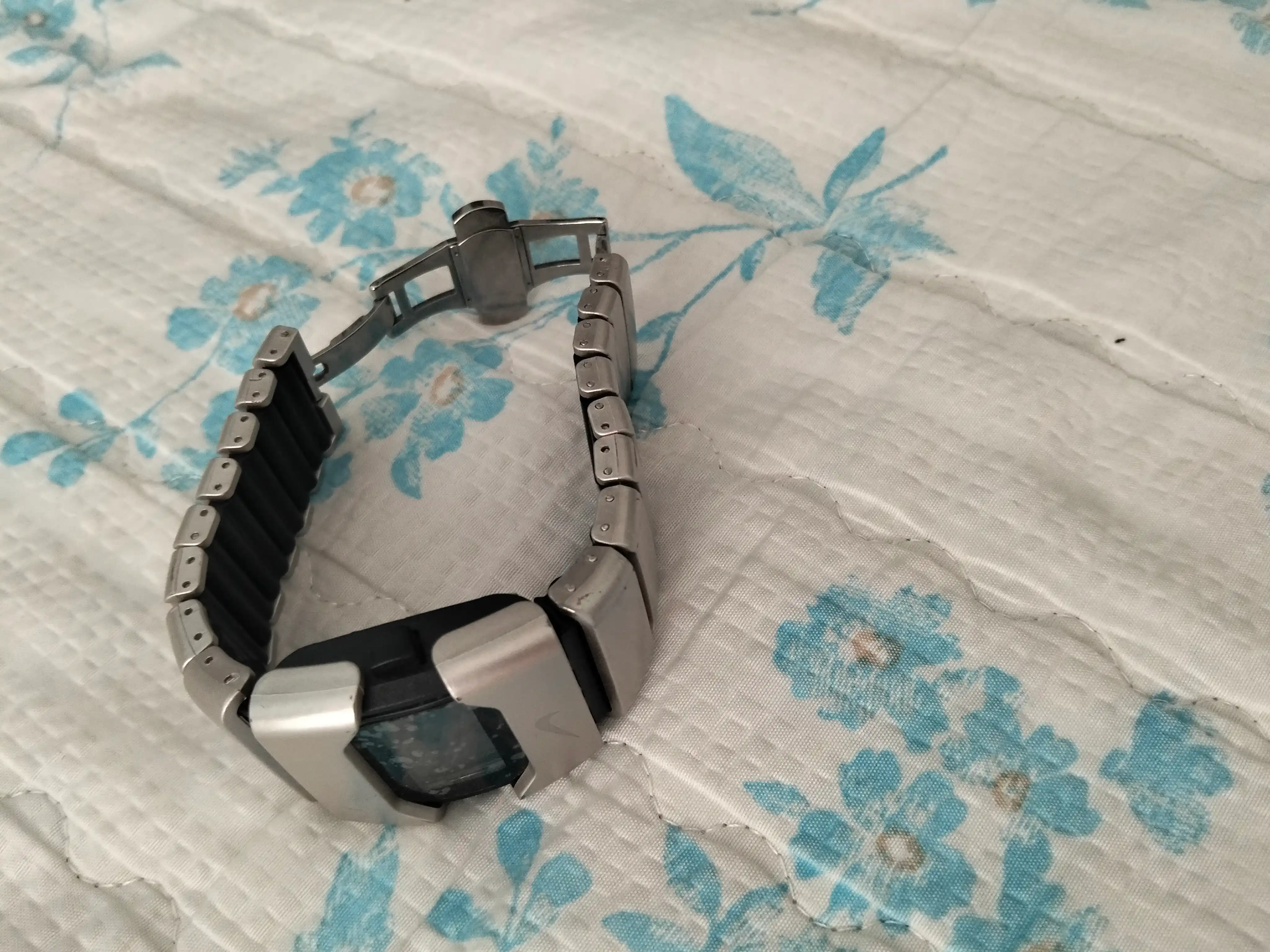 Erkaklar qo‘l soati Nike Digital Steel