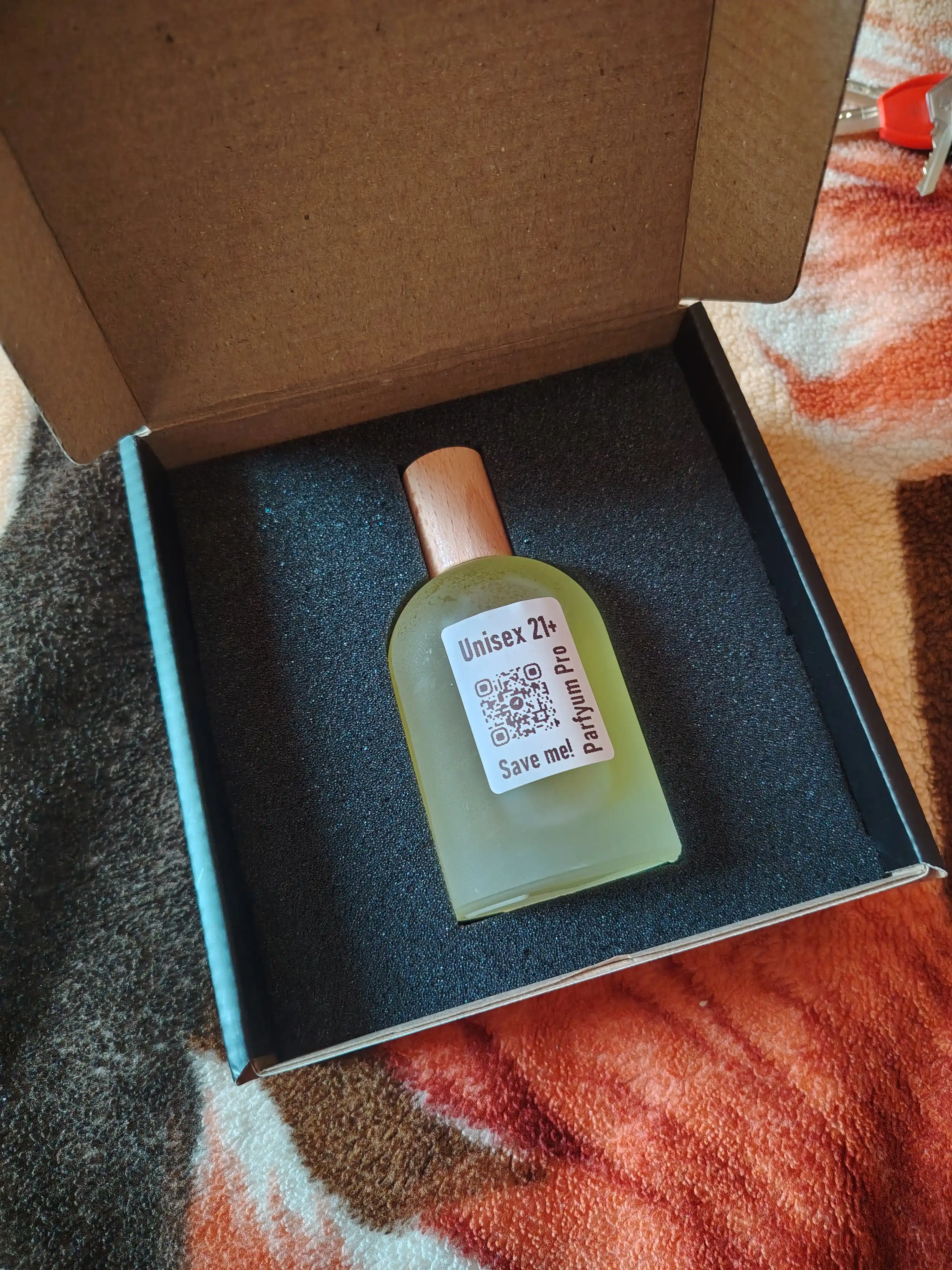 Unisex 21+ Eau de Parfum, erkaklar va ayollar uchun uzoq muddatli ta'sirga ega Feramon atr by Parfyum Pro