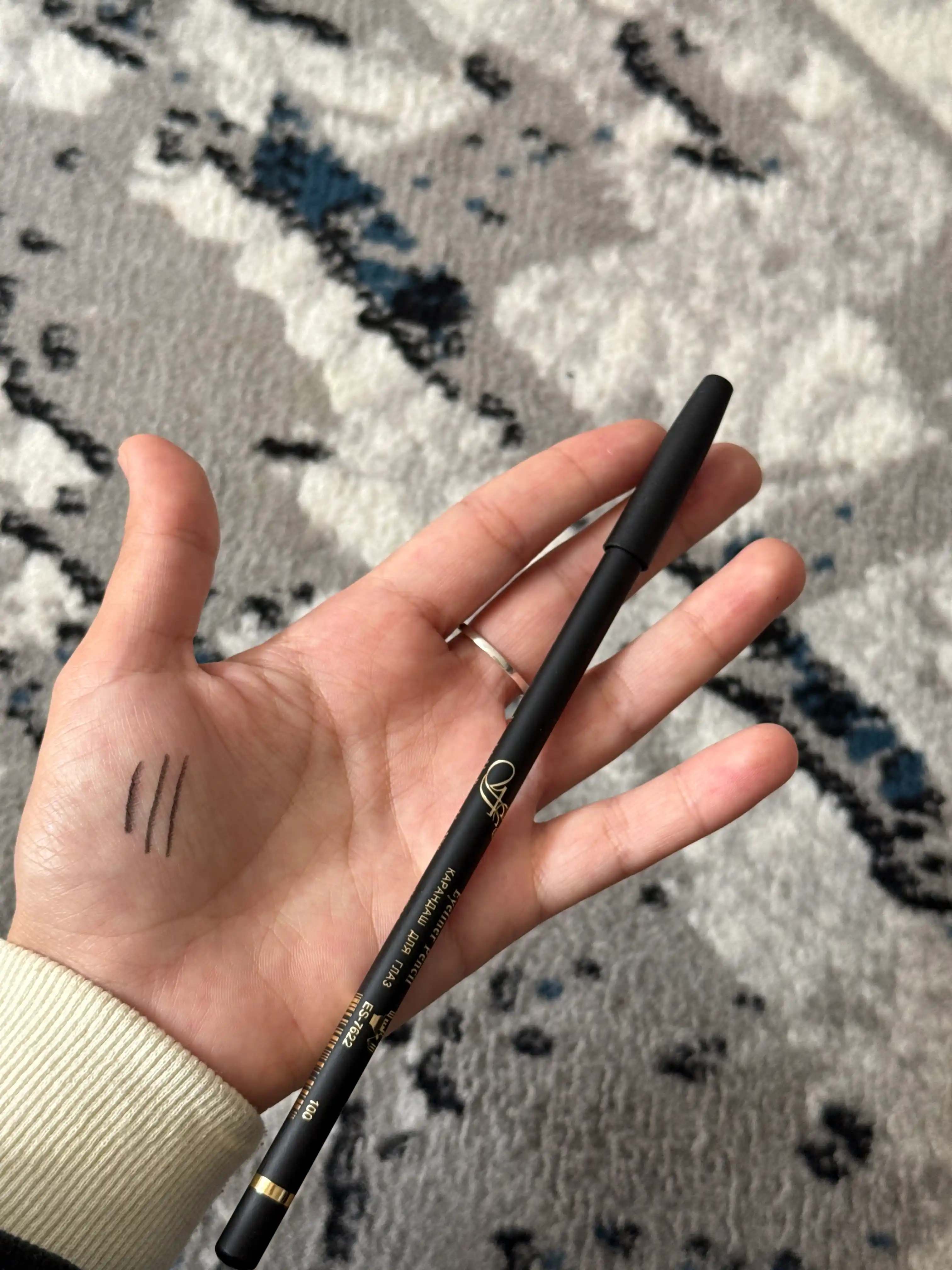 Ko'z konturi qalami FFleur ES7622, qora, 1.7 g