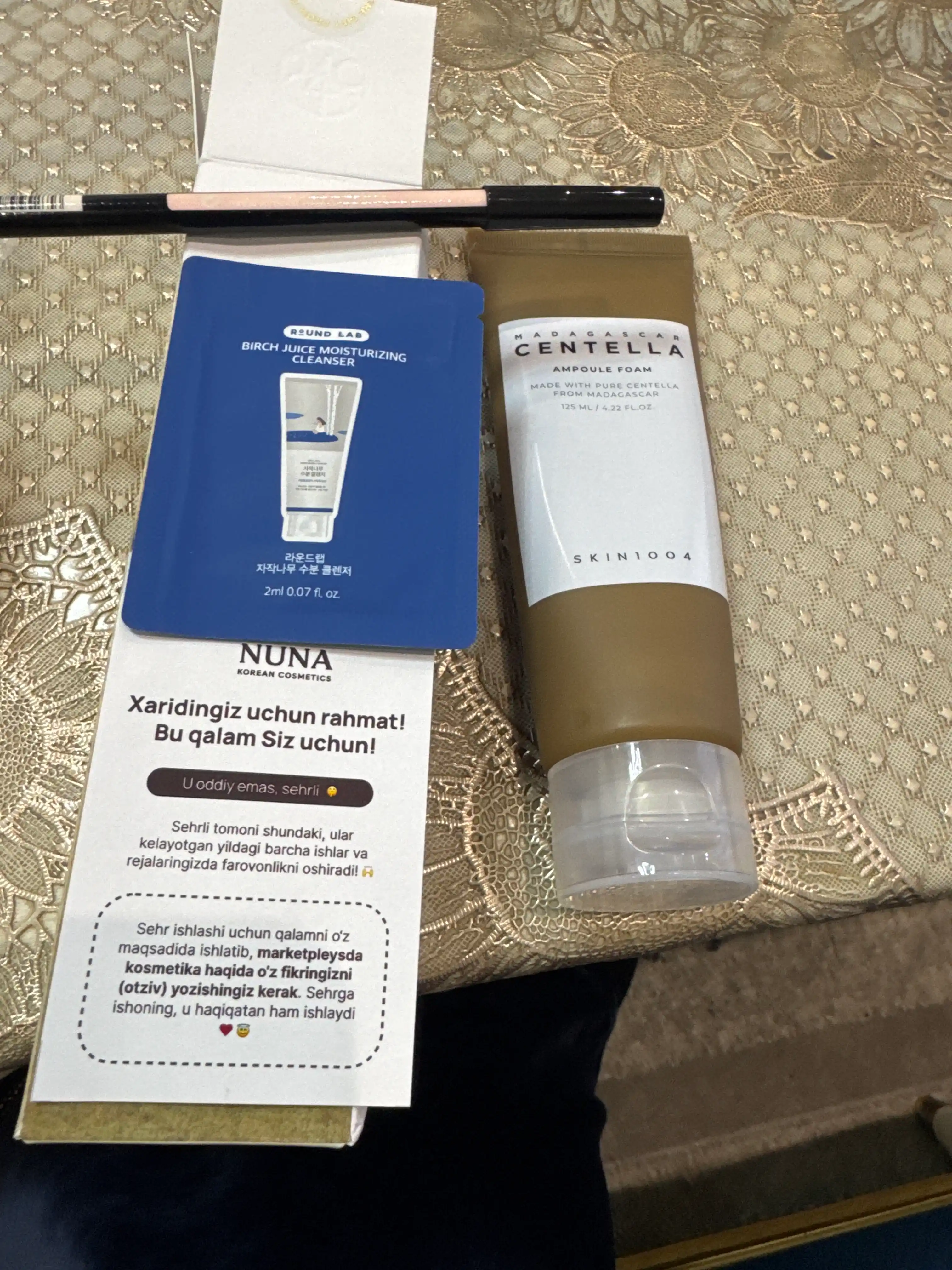 Centella bilan yuvinish uchun ko'pik, Skin1004 Madagaskar Centella Ampoule ko'pik, 125 ml