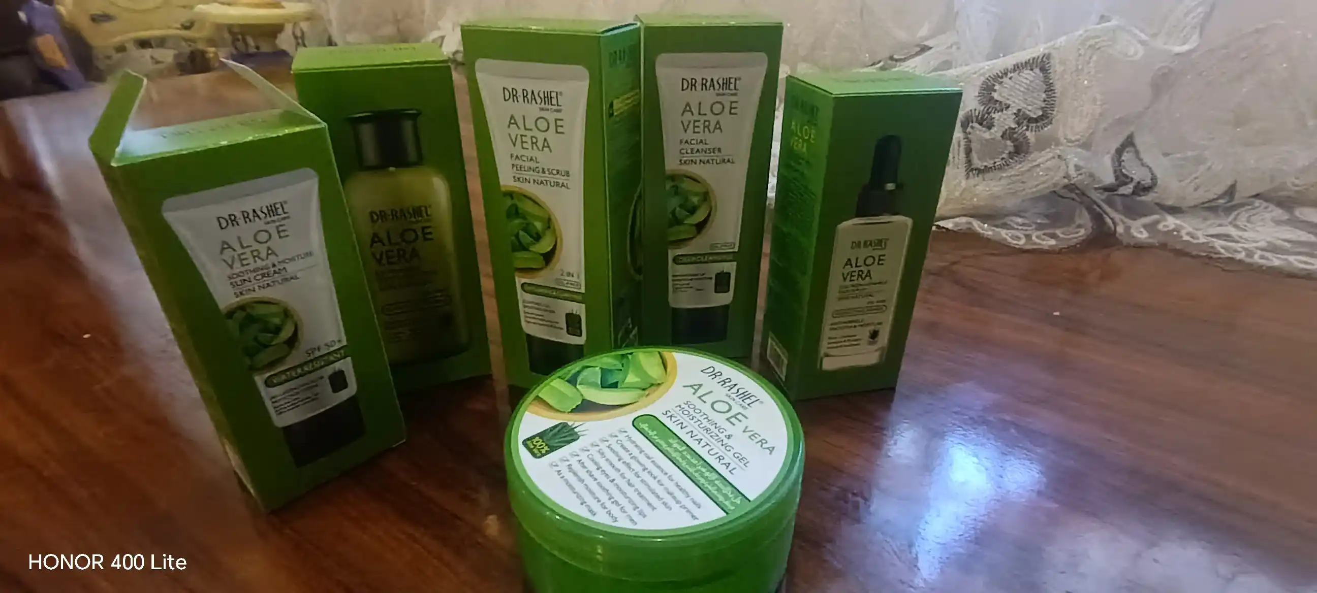 Aloe vera ekstrakti bilan yuz uchun namlantiruvchi piling-skrab, Dr. Rashel, 100 ml