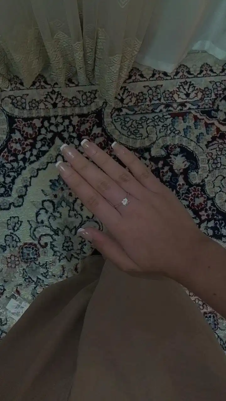Elegant ko‘rinishda ulama tirnoqlar, yelim bilan, 24 dona