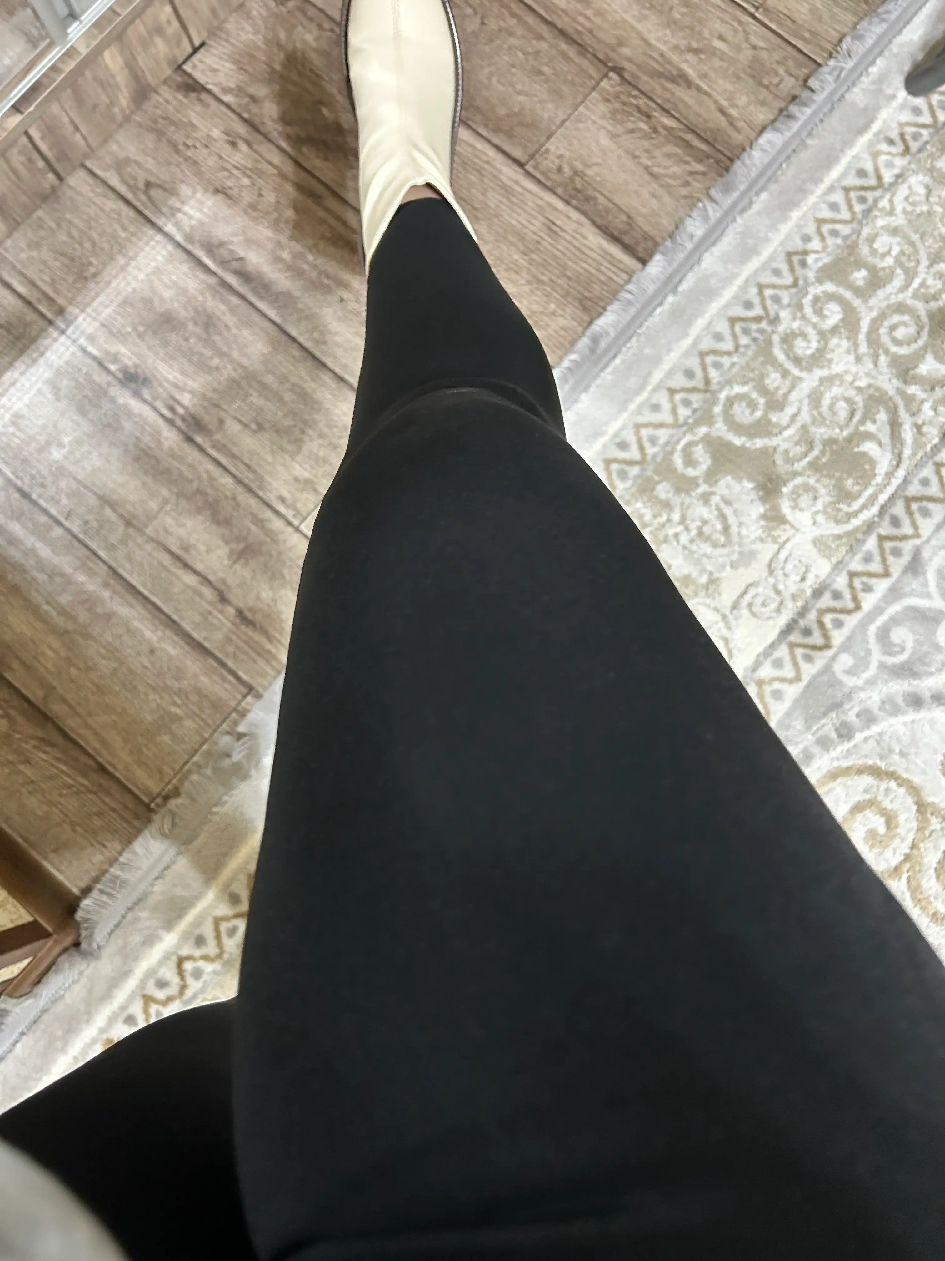 Ayollar uchun silliq baland poyasli, yupqa flisli sport losinalari, legginslari