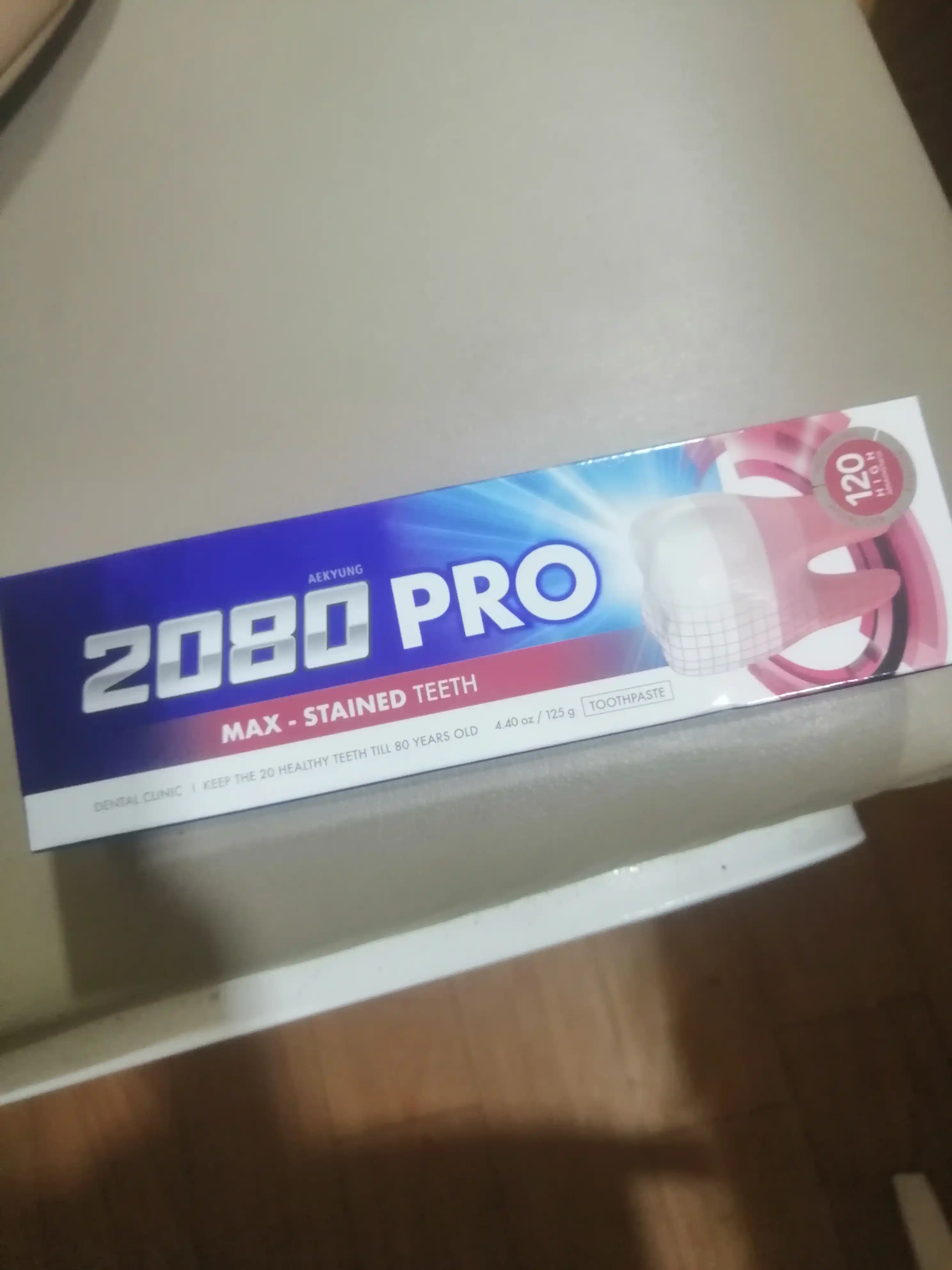 Зубная паста для взрослых от 12 лет отбеливающая зубы и десны Dr.clinic 2080, Корея 120 мл