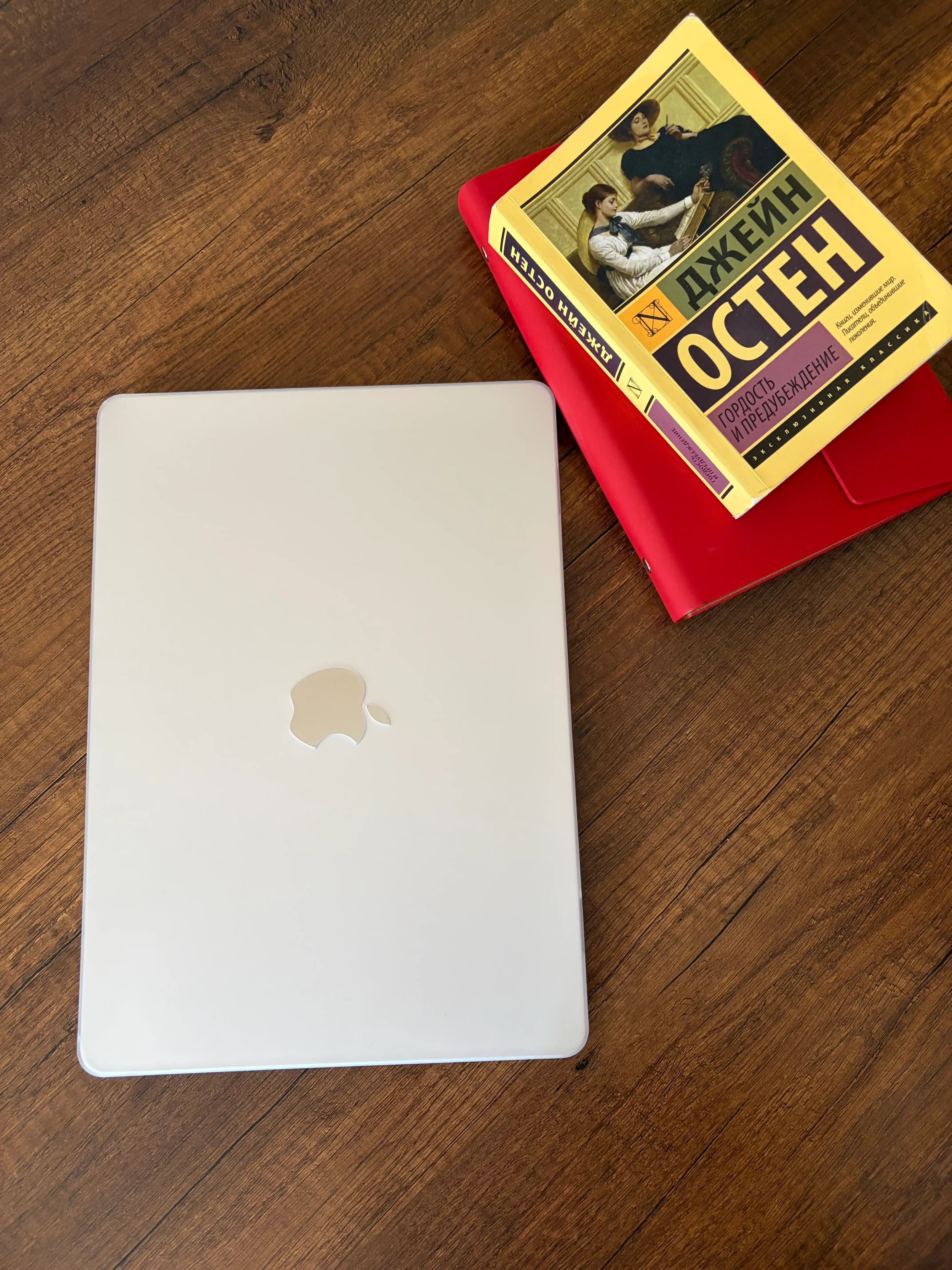 Macbook Air / Pro uchun g‘ilof 13.3 / 13.6 / 14.2 / 15.3 / 16.2, M1 / M2 / M3