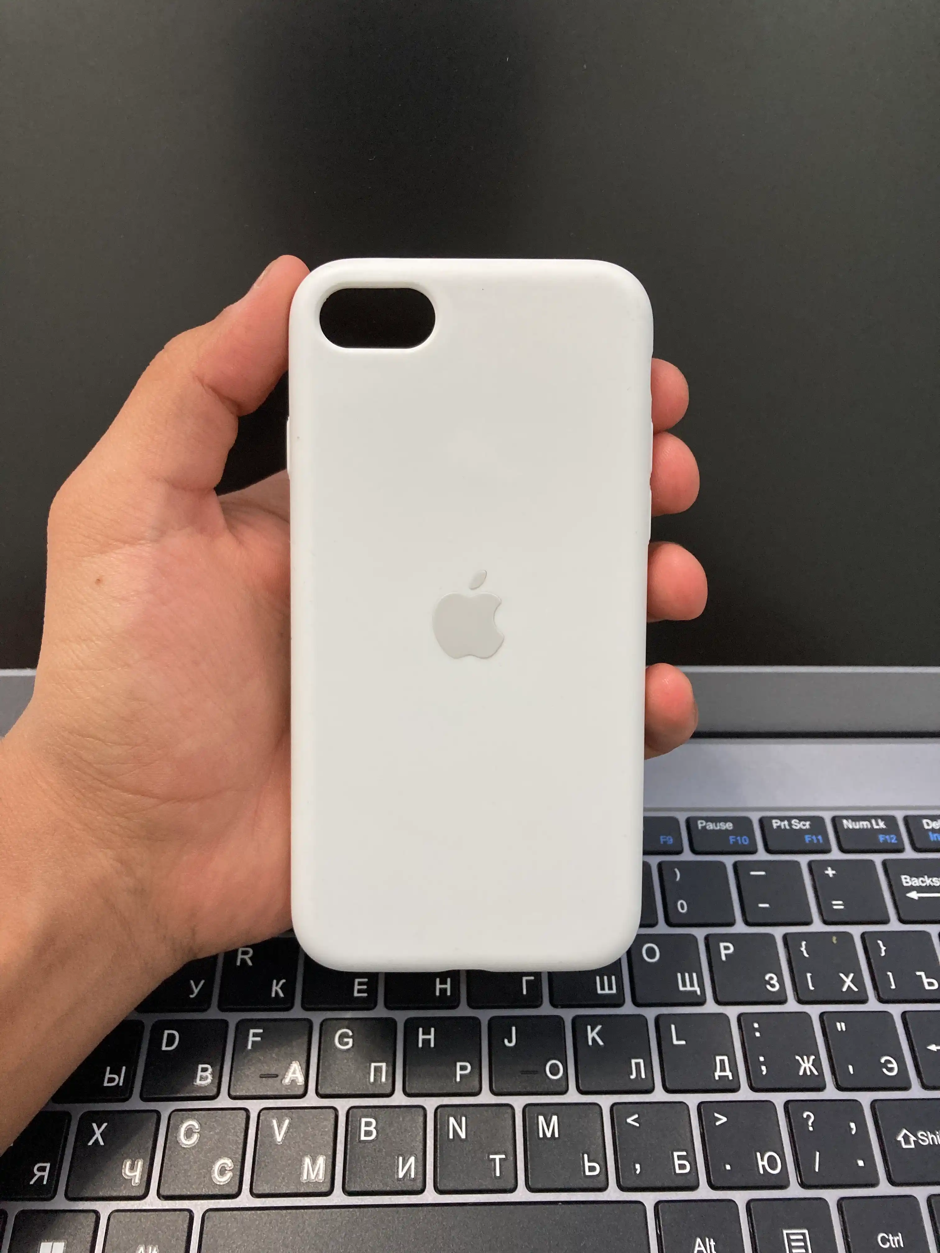 Чехол на iPhone 7, 8, SE, XR, XS, 11, 12, 13, 14, 15, Pro, Maх, Mini, цветной, силиконовый