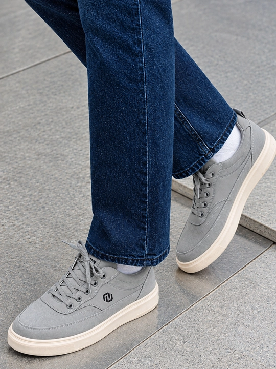 Erkaklar uchun krossovka – keda. Casual model. Tekstil material. Kichik o‘lchamli