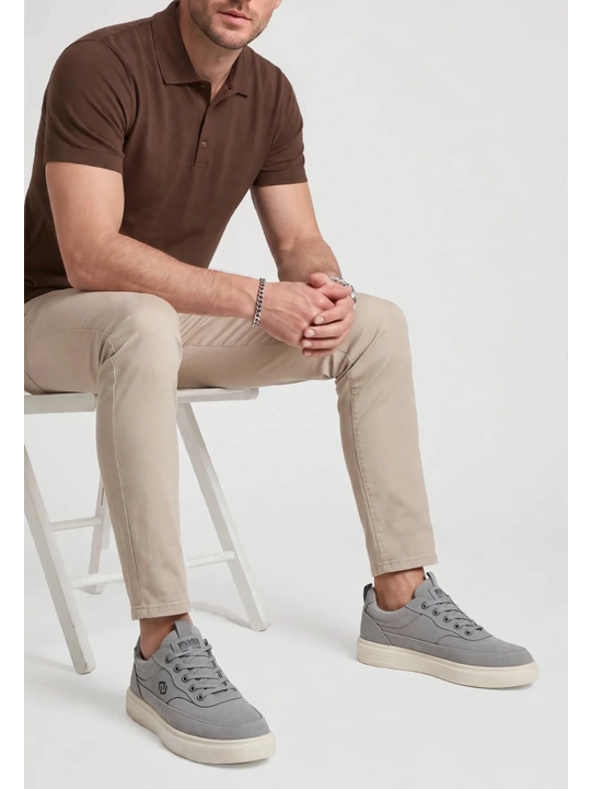 Erkaklar uchun krossovka – keda. Casual model. Tekstil material. Kichik o‘lchamli