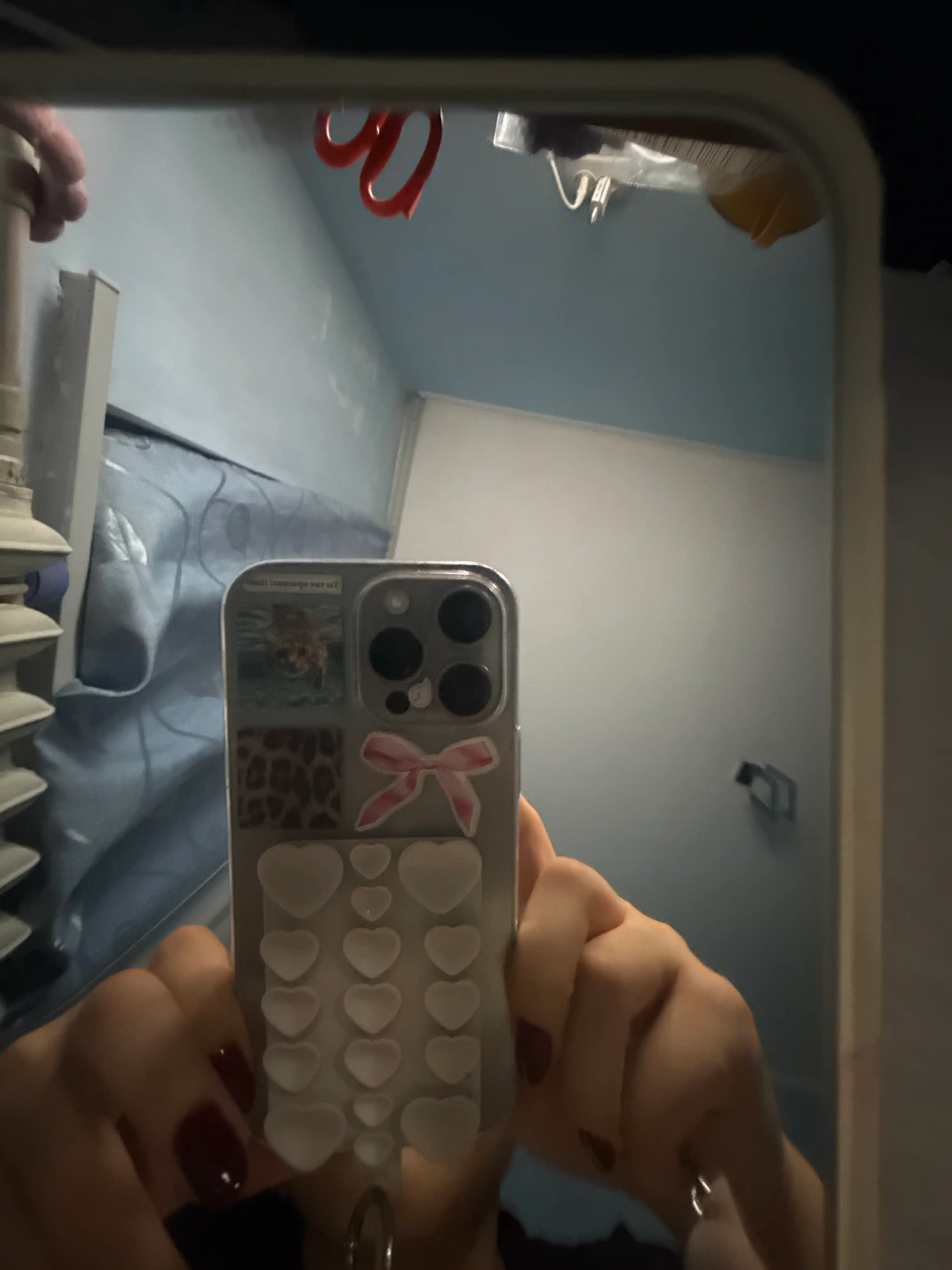 Lipper, telefon ushlagich