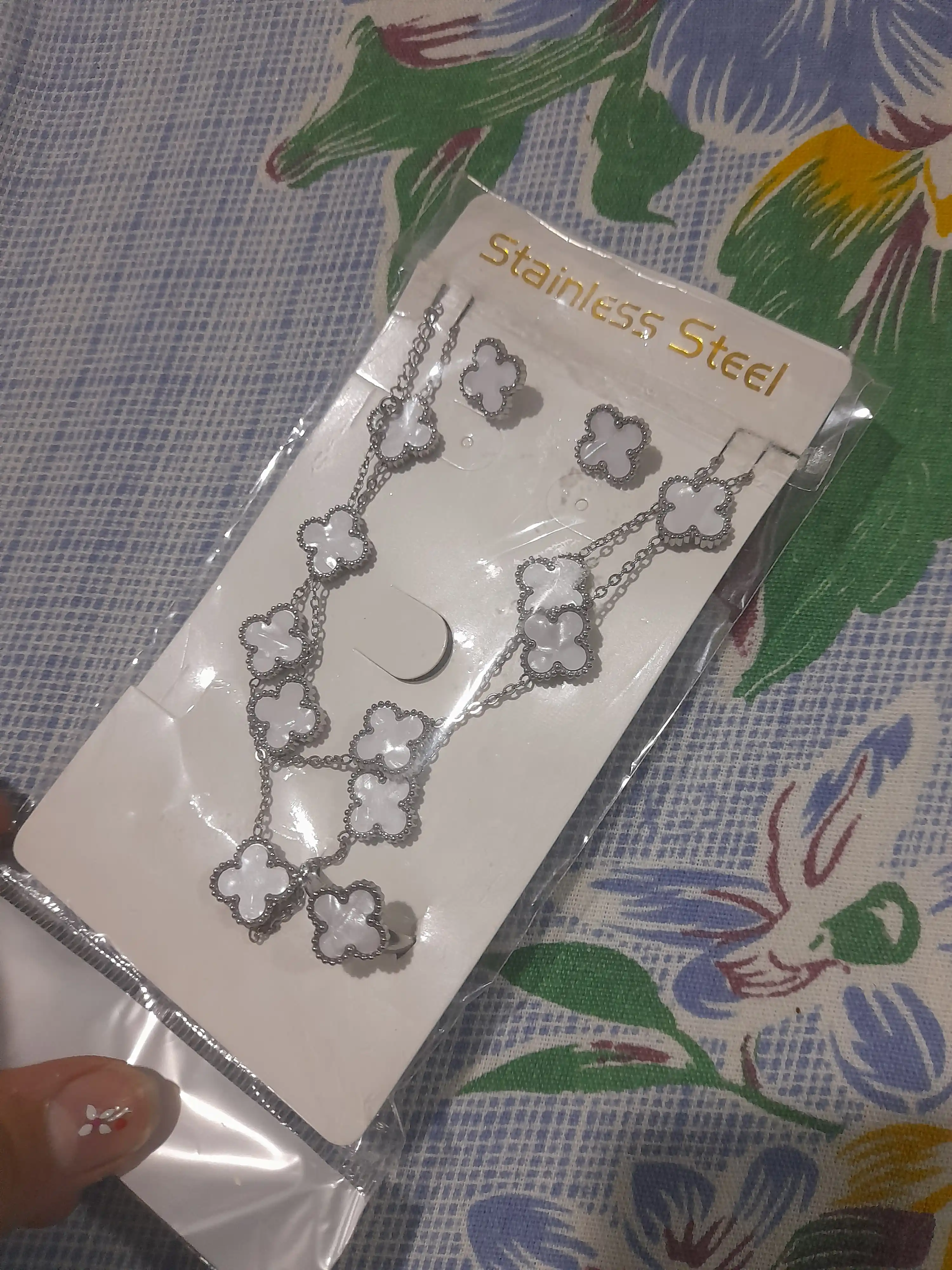 Ayollar, qizlar uchun premium 4tasi 1da to‘plam, zanjir,uzuk (16-20),bujiteriya, Van Cleef