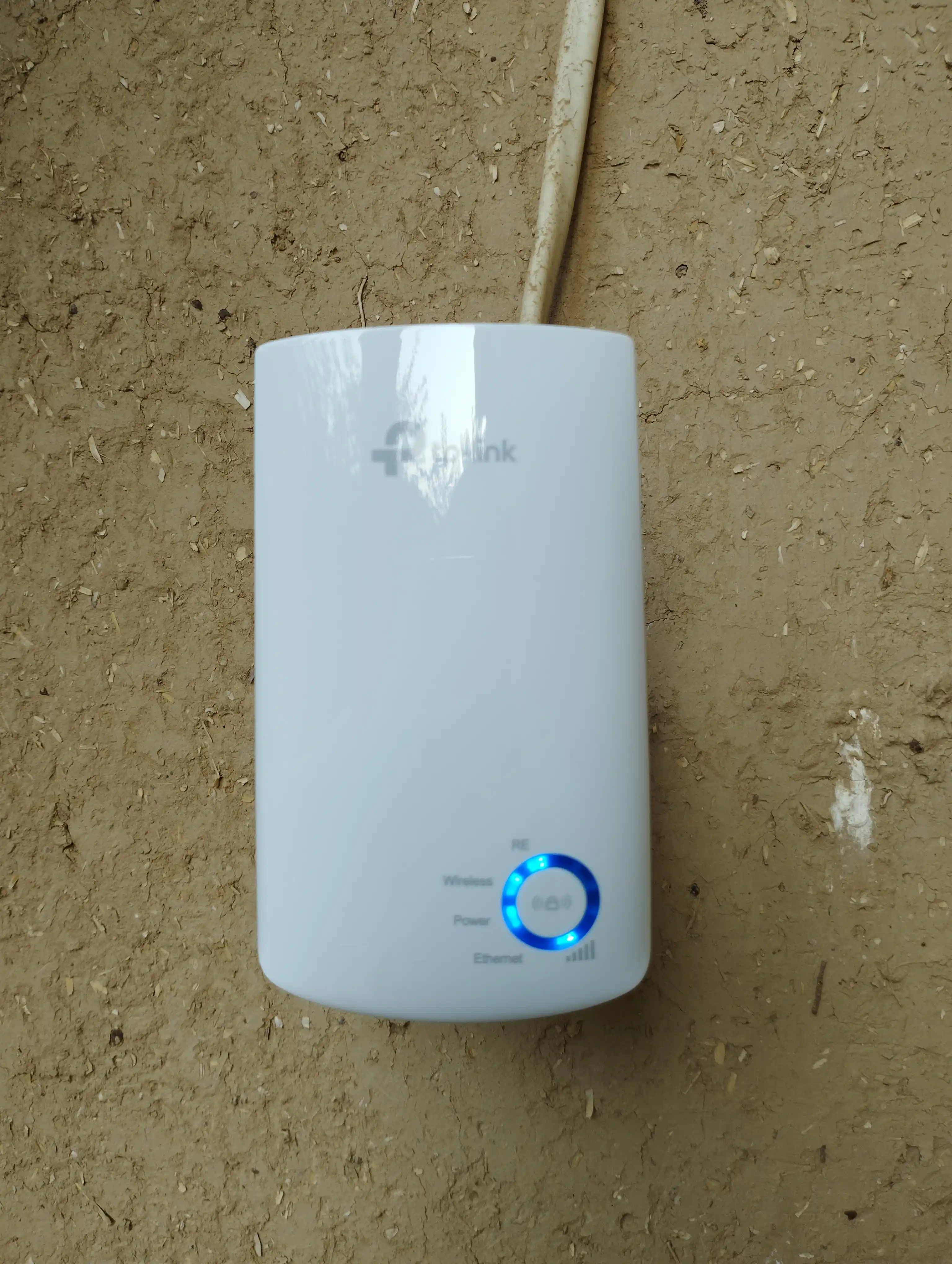 Wi-Fi kuchaytirgich repiter REPITEAR,TPLINK WA850,WA855,RE330