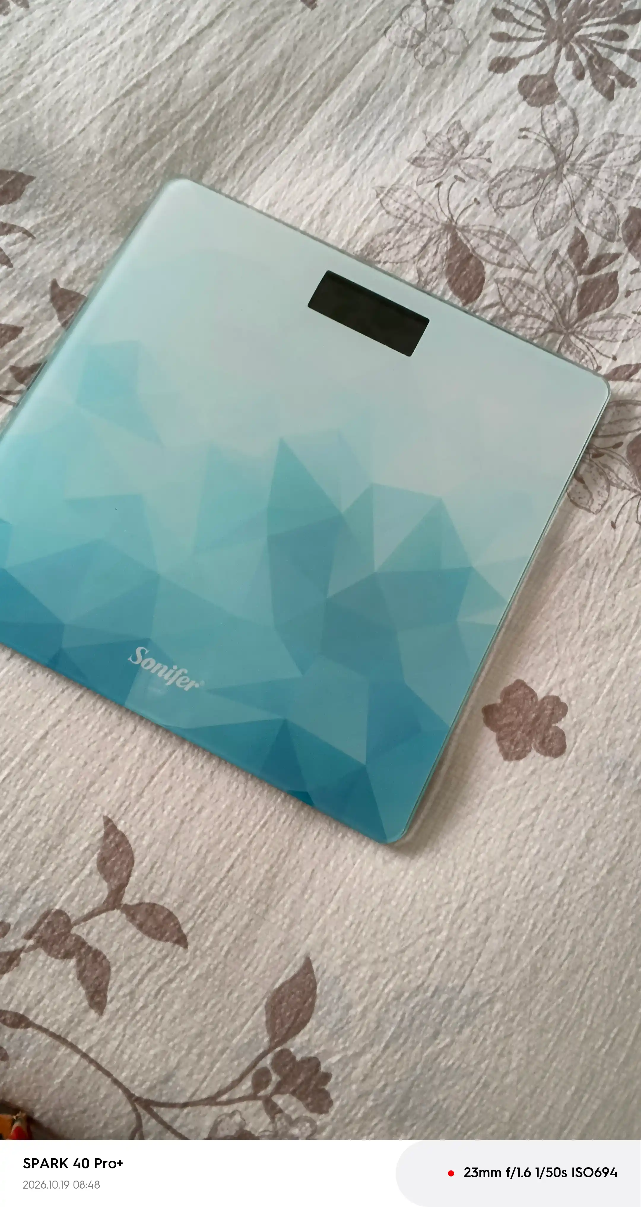 Tarozisi, Sonifer SF-1909, LCD displeyli elektron, 180 kg, 26×26 sm