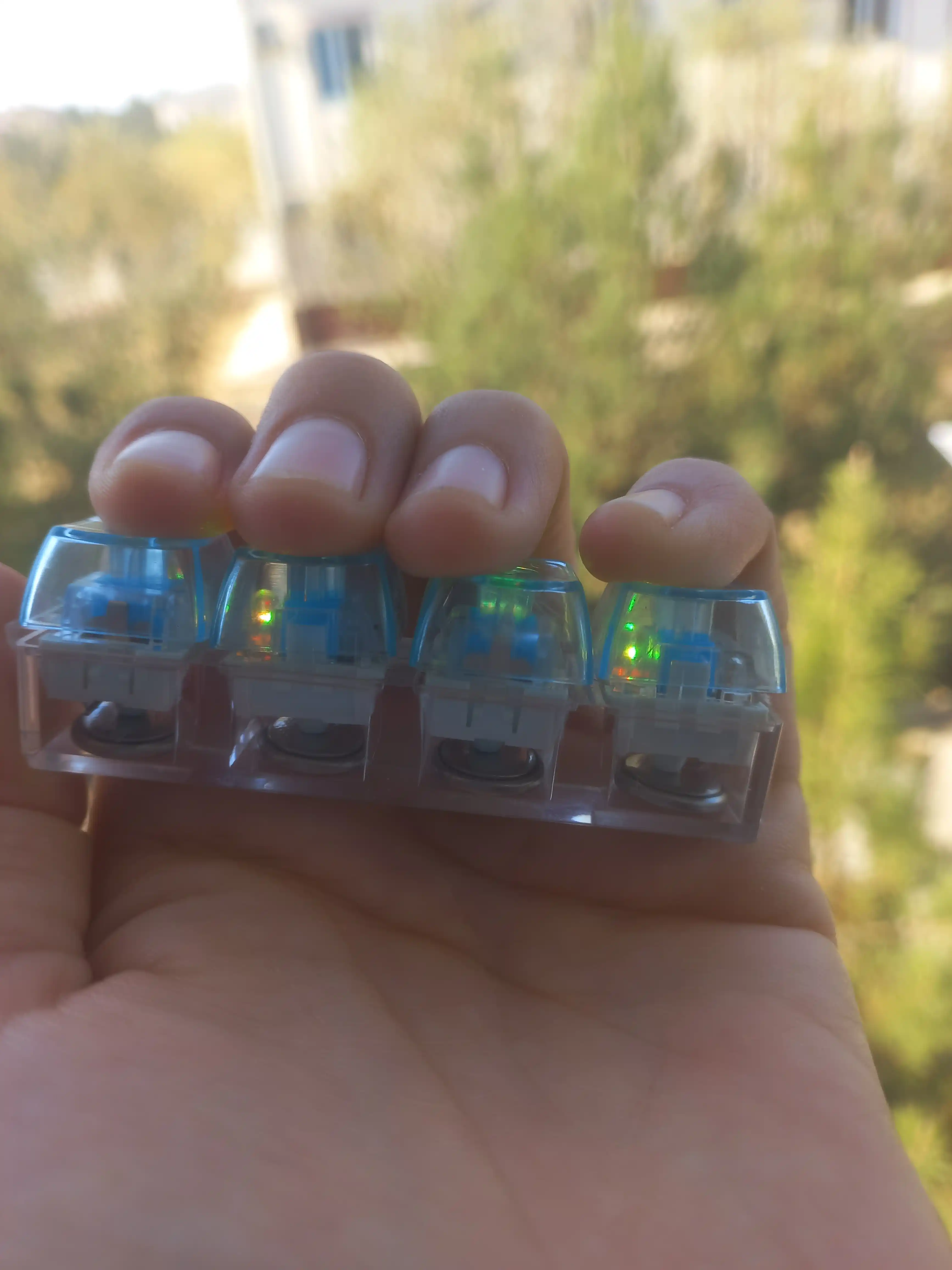 Antistress klaviatura brelok mini – klik tugmali fidget o‘yinchoq, stressni kamaytiradi