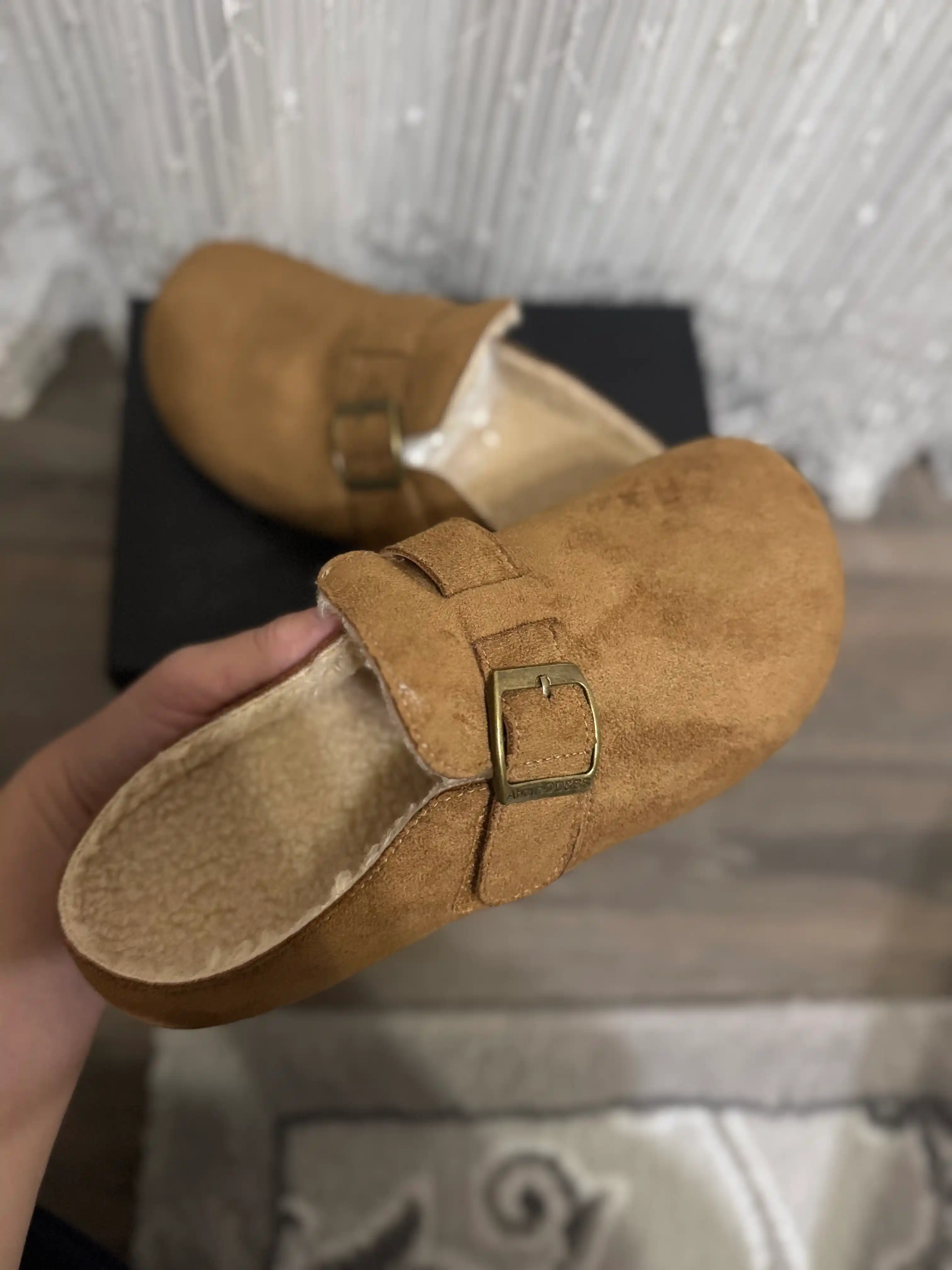 Qish va kuz uchun ayollar uy shippaklari, mo'ynali, mexli 36-40 o‘lcham