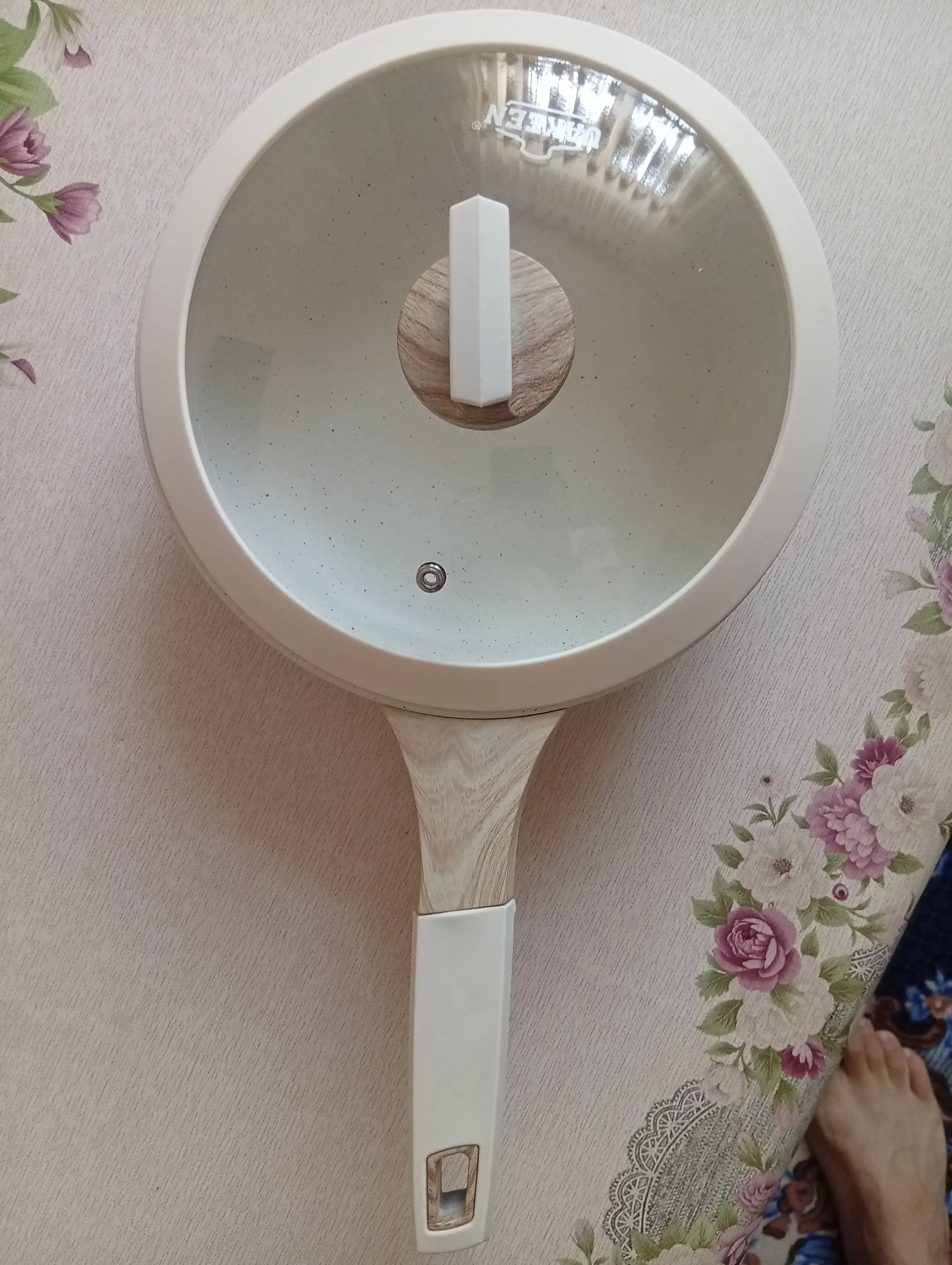 UAKEEN kuyishga qarshi  tava, qopqoqli, granit qoplamali, 20, 24, 26, 28 sm