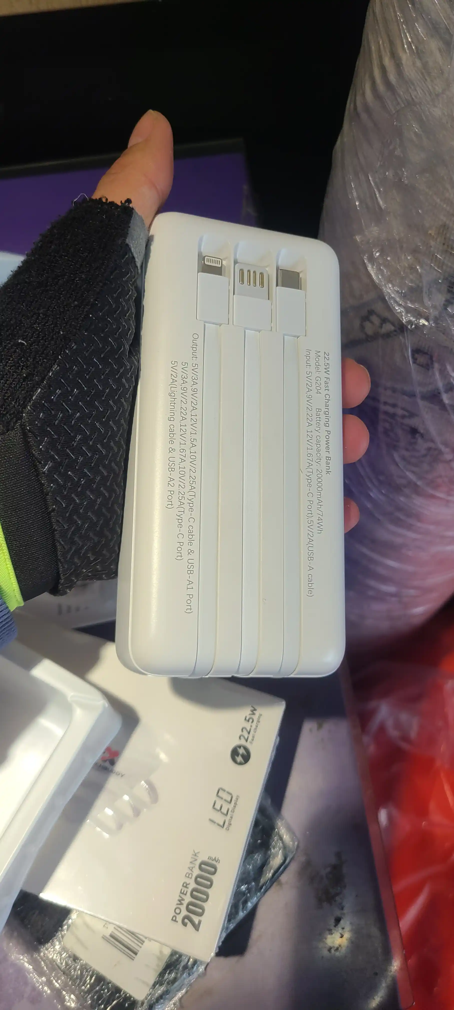 Power bank 20000 mAh, tez zaryad gacha 22.5W, LED displey/indikator, ko‘p himoya