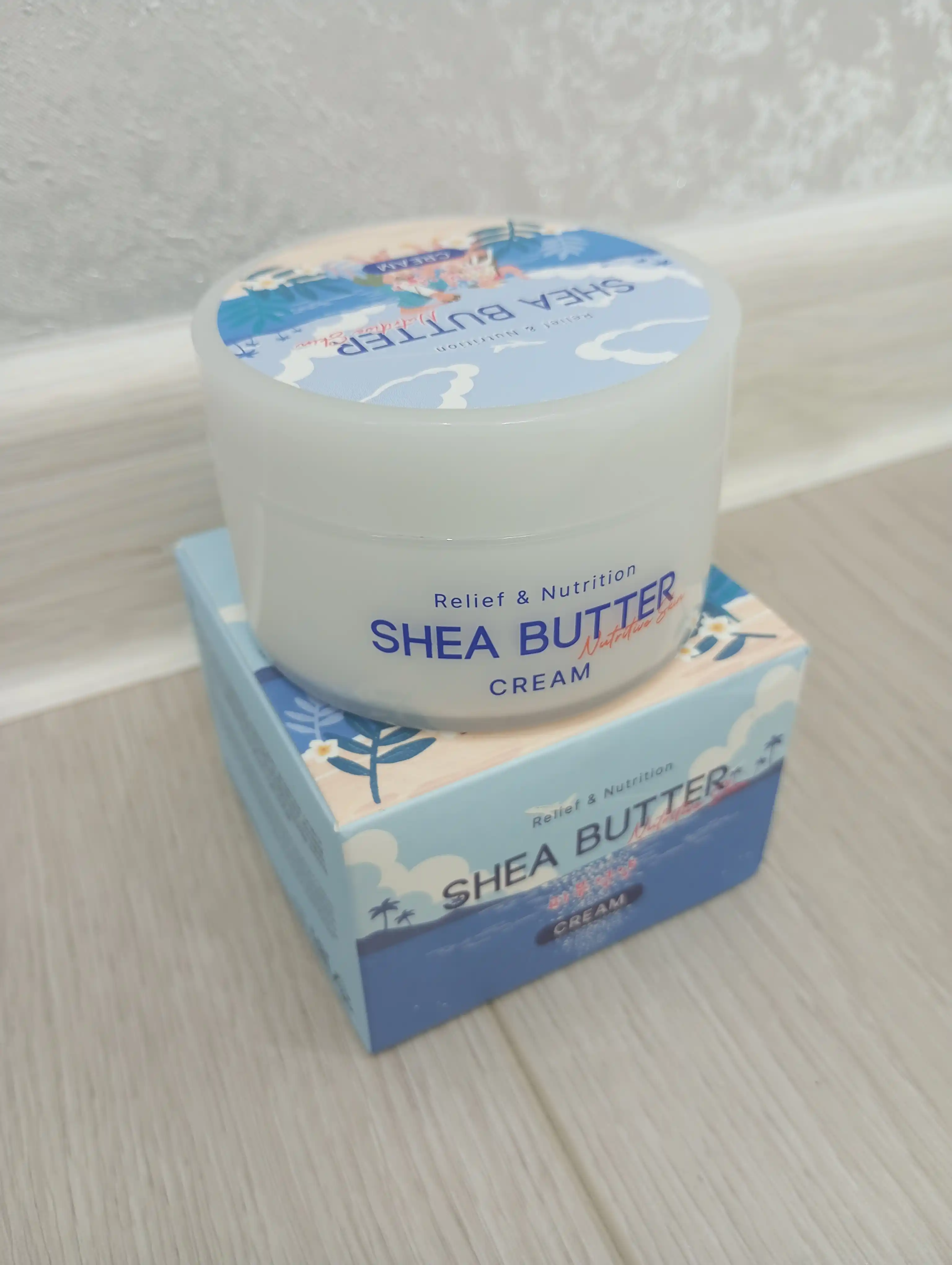 SHEA BUTTER RELIEF & NUTRITION namlantiruvchi, tetiklashtiruvchi kremi, 100 ml
