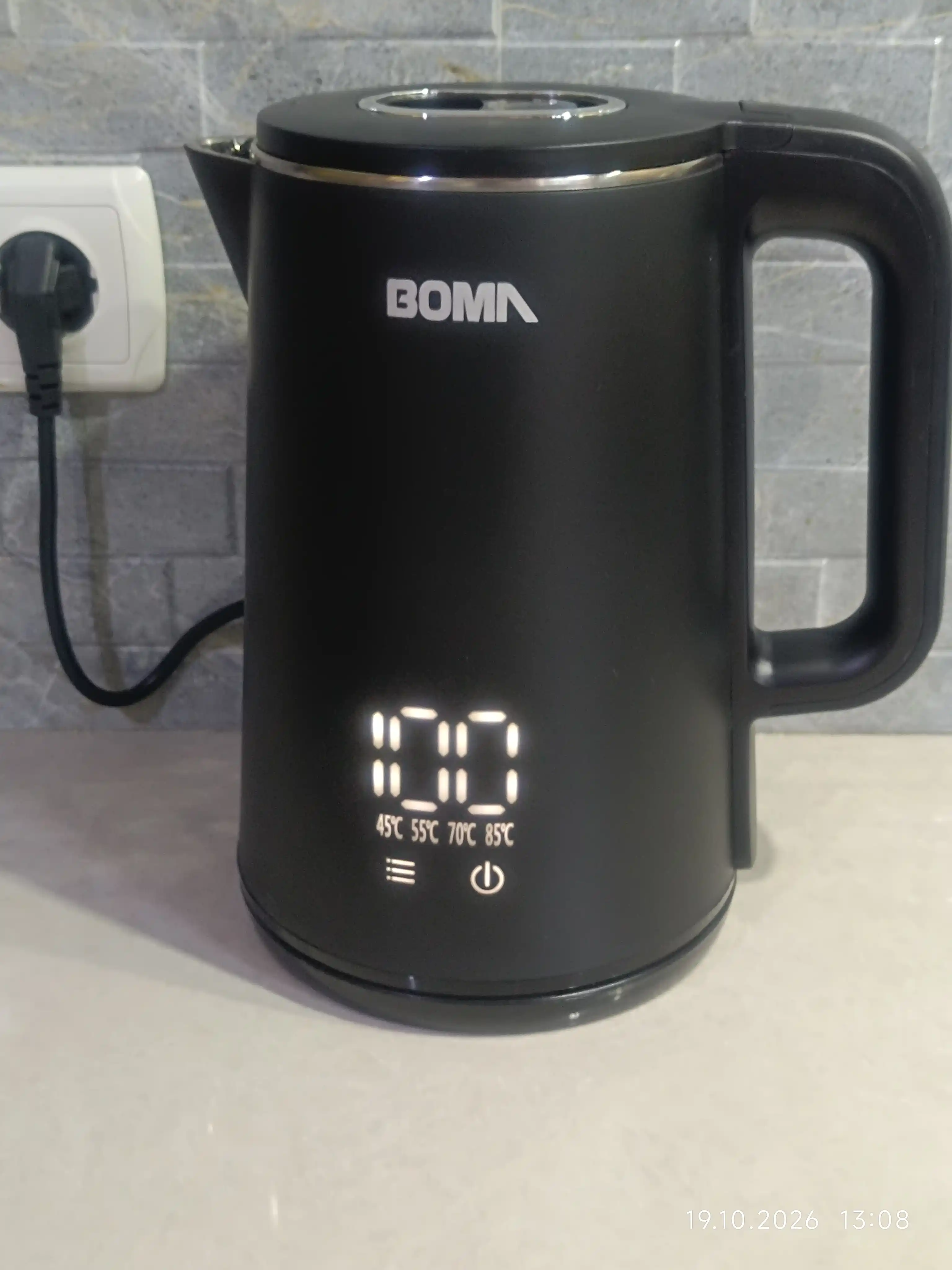 Elektr choynaglar BOMA 1500Vt, shisha, po'lat va sensorli displey 2-2,5 litr, LED va 360°