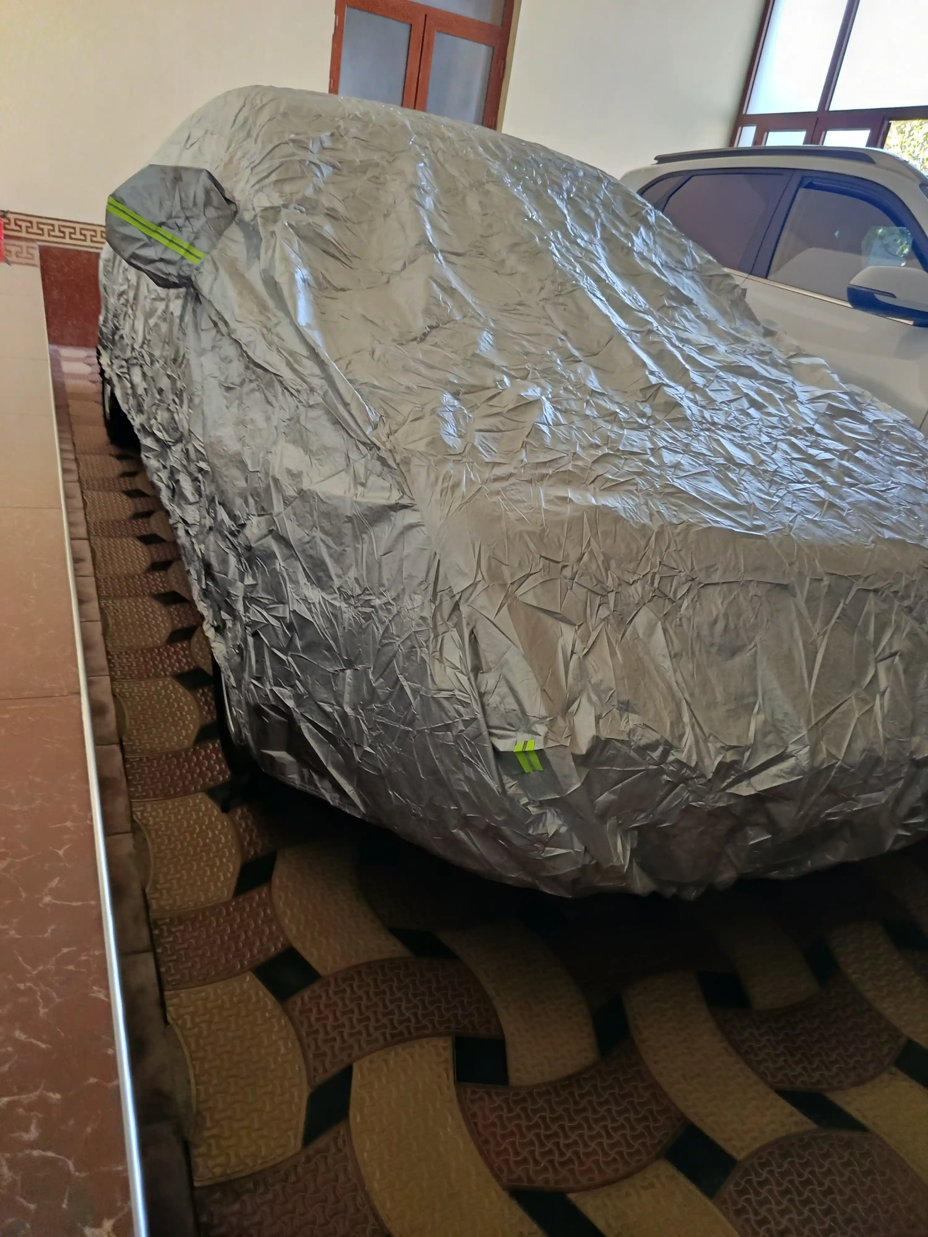 Защитный тент чехол для автомобилей Chevrolet Lacetti, Gentra, Cobalt, Nexia, Matiz, Spark