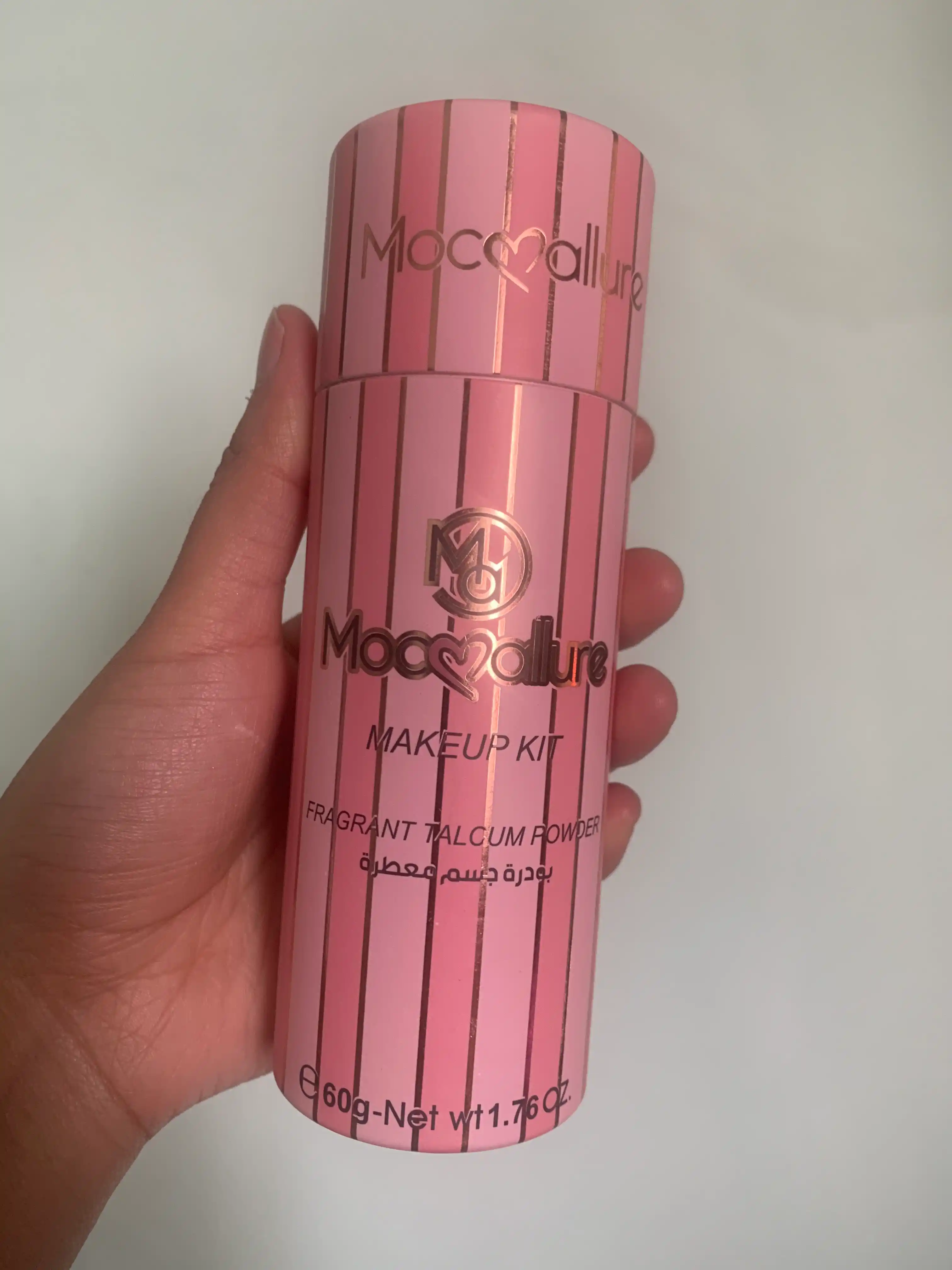 Parfyumli tana talki Moccallure White, 100 g, premium pudra, namlikka qarshi, uzoq hidli