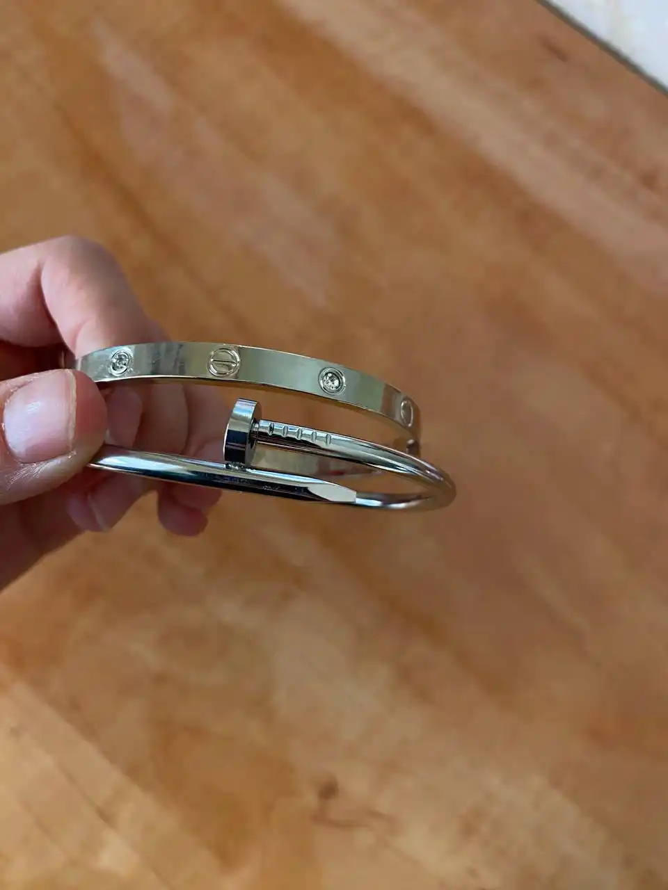 Van cleef,cartier,3 dona braslet to‘plami, zamonaviy va nafis zargarlik aksessuarlari