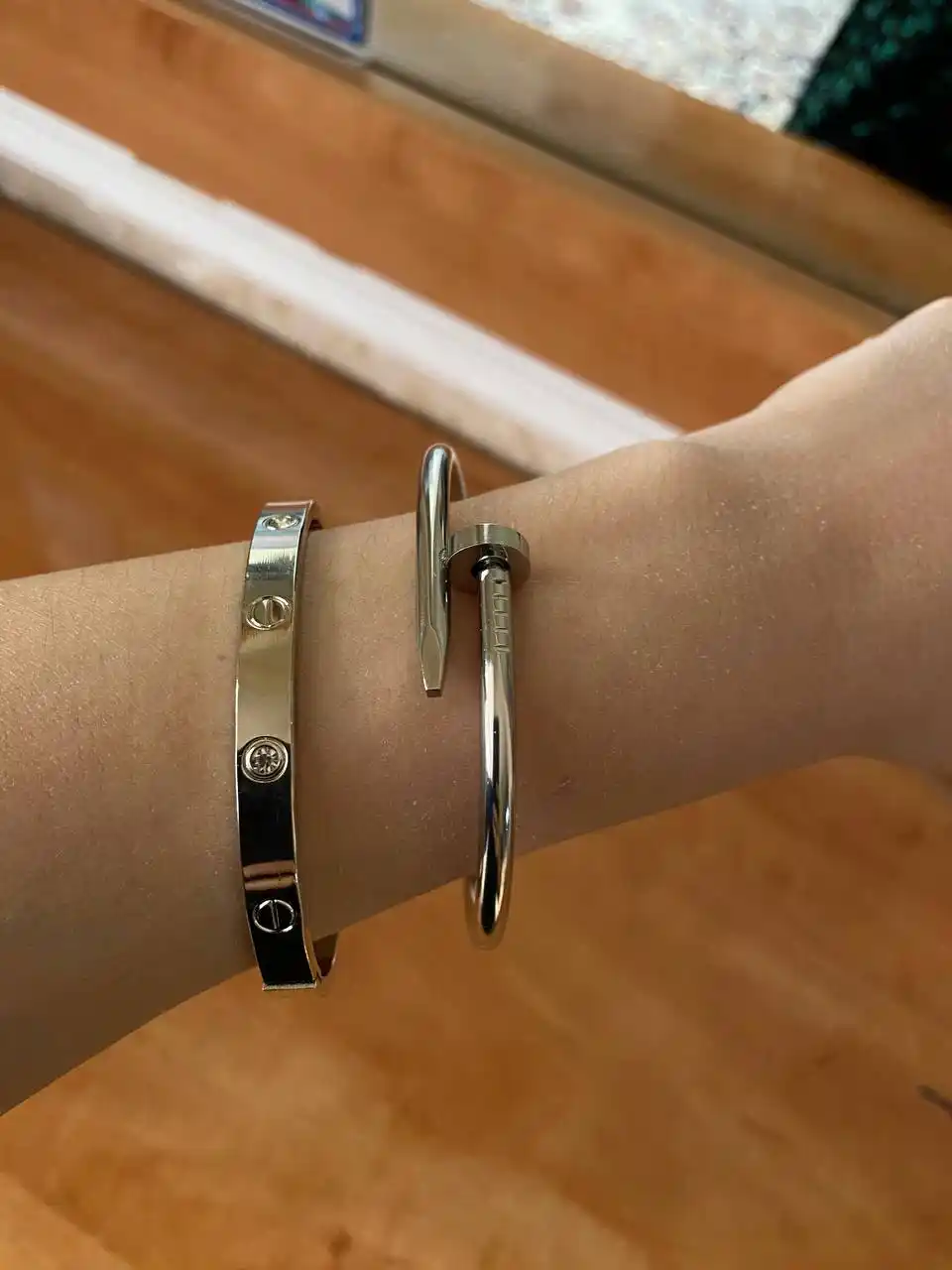 Van cleef,cartier,3 dona braslet to‘plami, zamonaviy va nafis zargarlik aksessuarlari