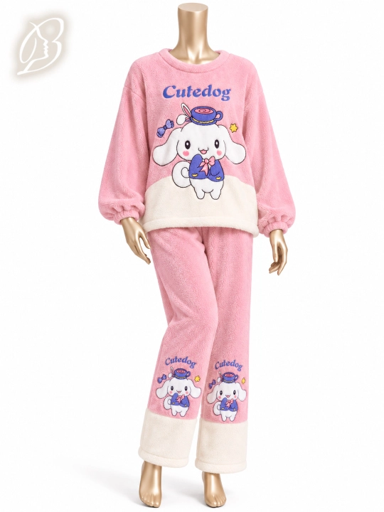 Ayollar uchun momiq pijama — issiq, yumshoq uy kiyimi - 