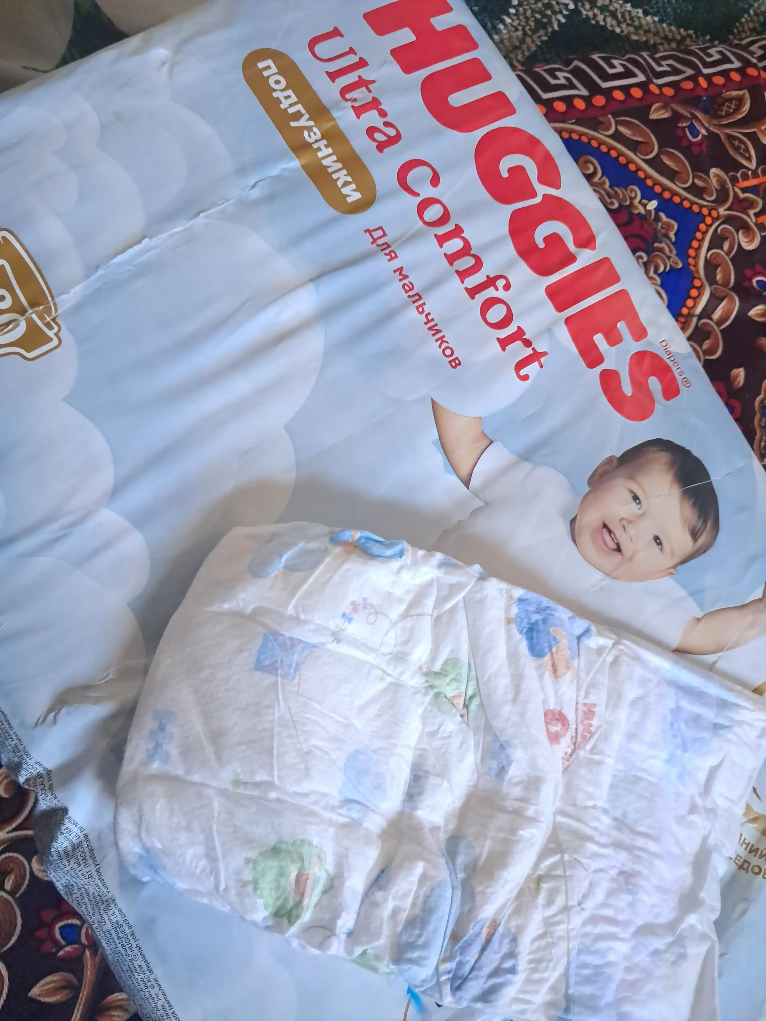 Подгузники Huggies Ultra Comfort для мальчиков 8-14кг, 4 размер, 80шт