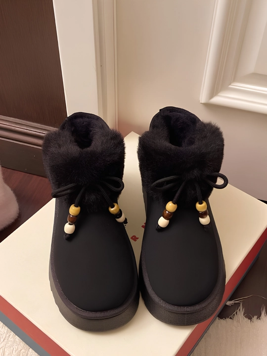 Qishki ugg ayollar uchun, qalin mo'ynali qisqa etiklar