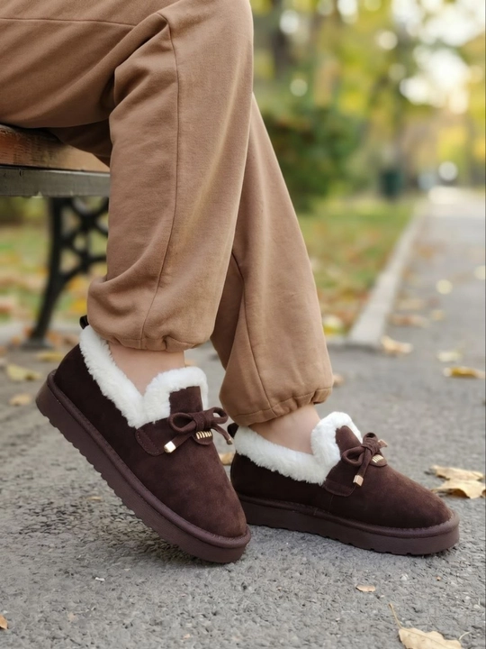 Qishki ugg ayollar uchun, qalin mo'ynali qisqa etiklar