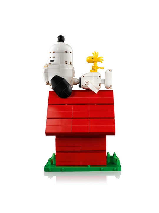 Konstruktor Lego Snupi va uning uychasi (Peanuts: Snoopy's Doghouse), 964 ta qism