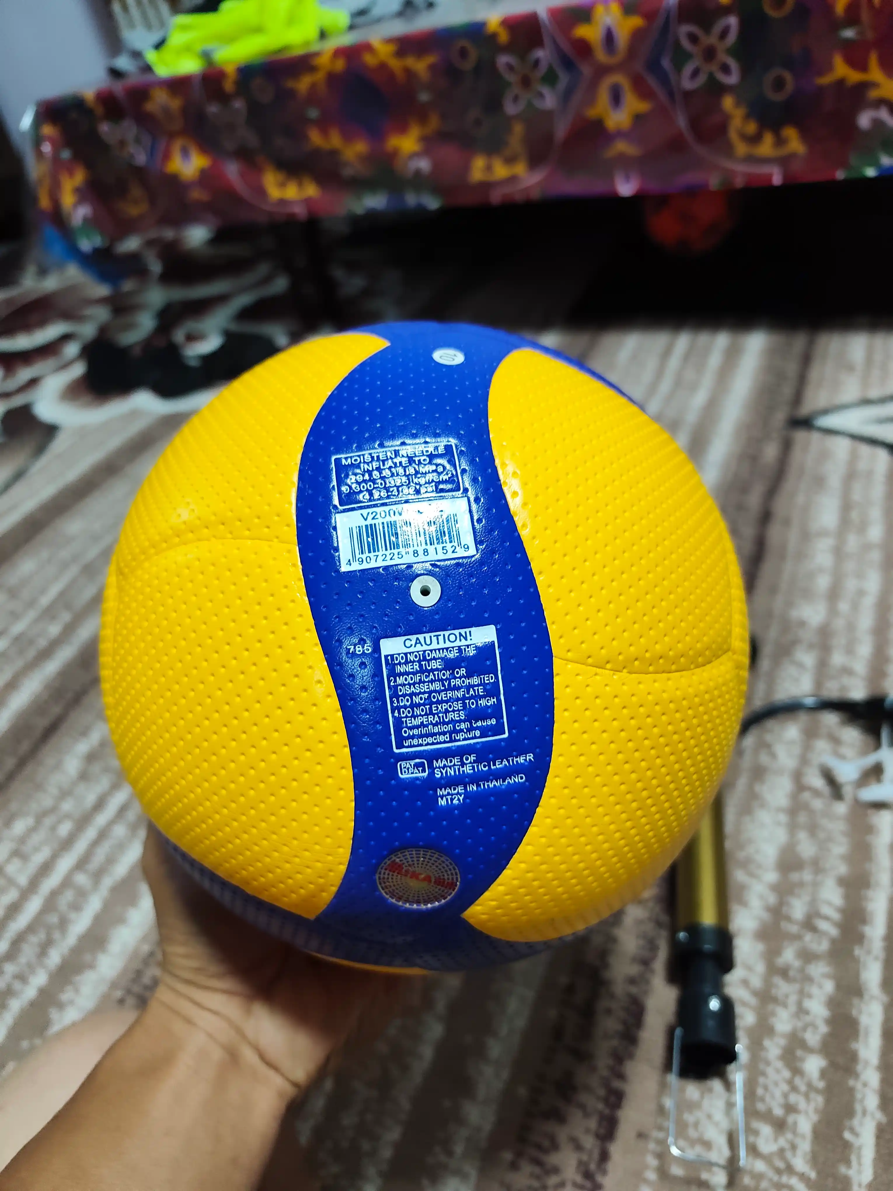 Voleybol to'pi V200 Nasos va Igna bilan