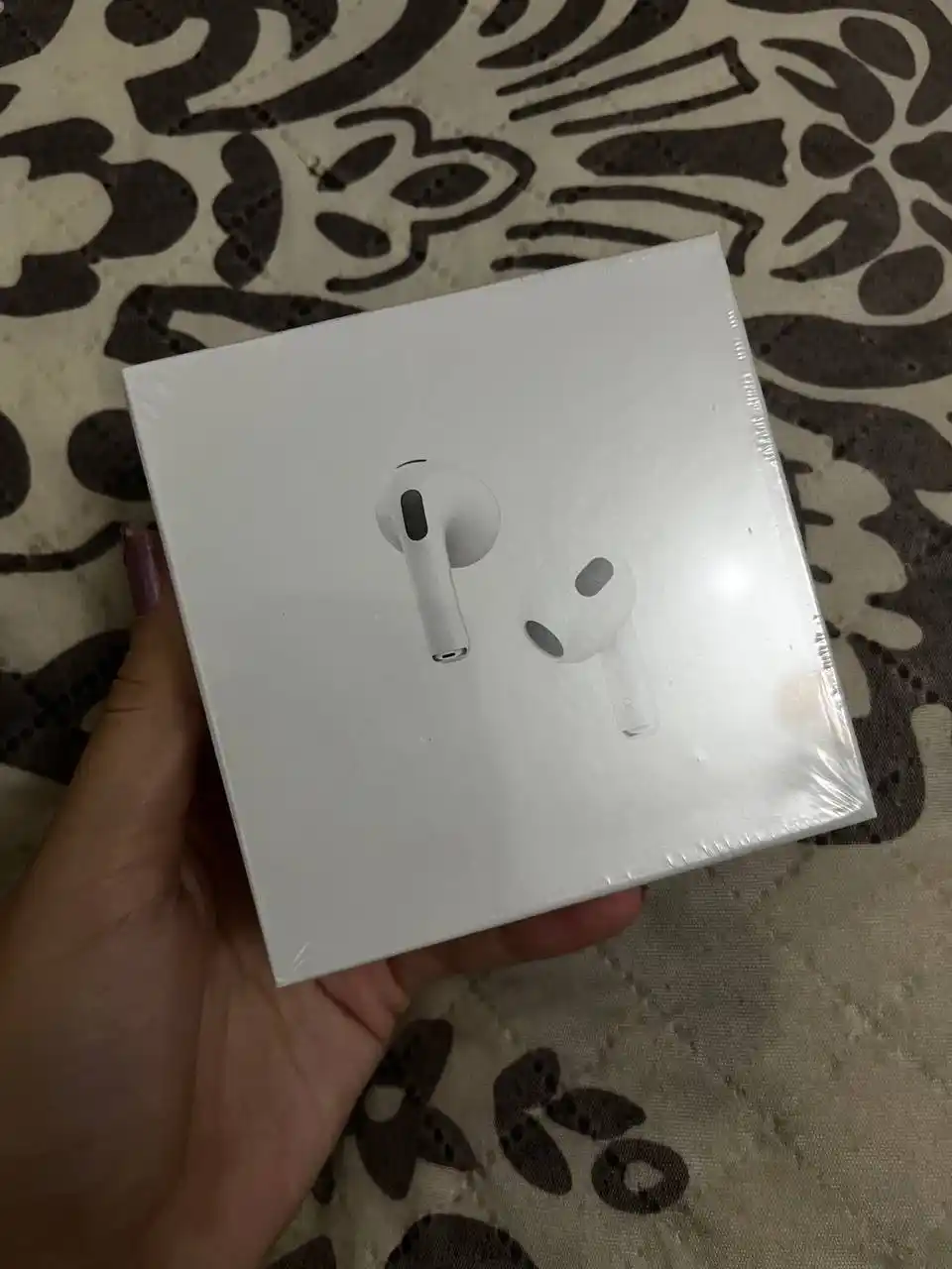 Simsiz quloqchin Pods 3, iPhone va Android uchun naushnik