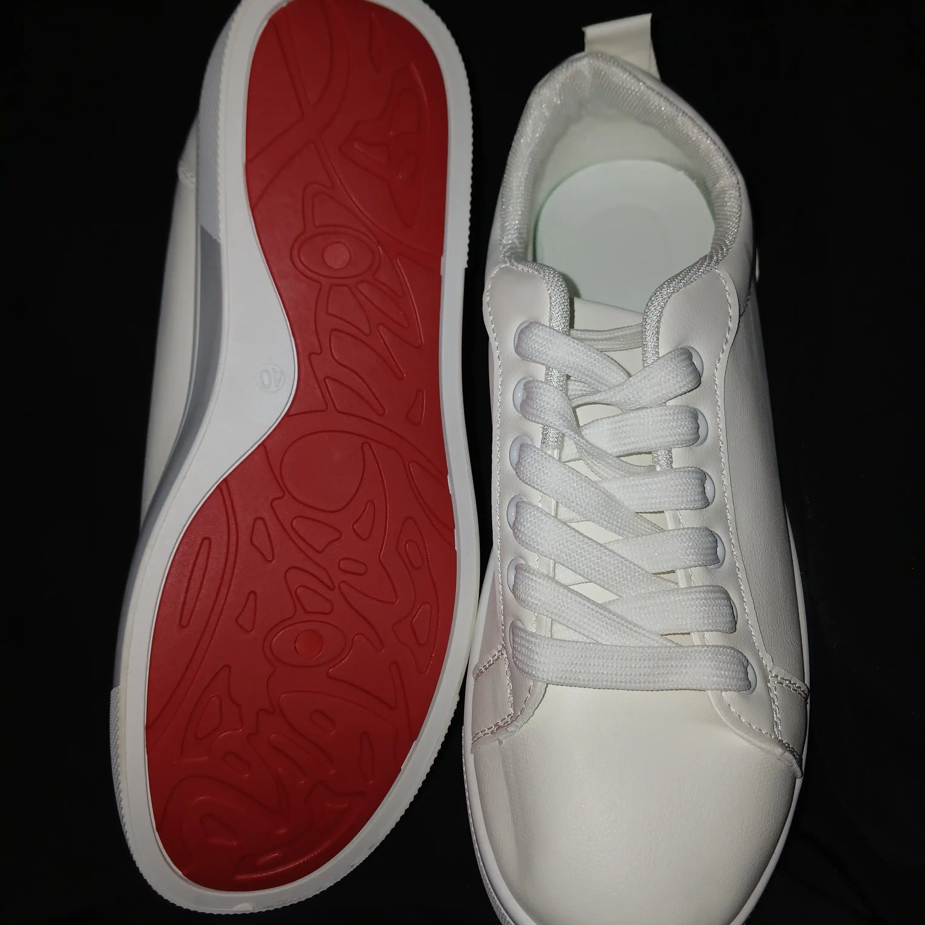 Kedalar ayollar uchun, Louboutin uslubidagi taglik bilan, ayollar hamda qizlar kedalari