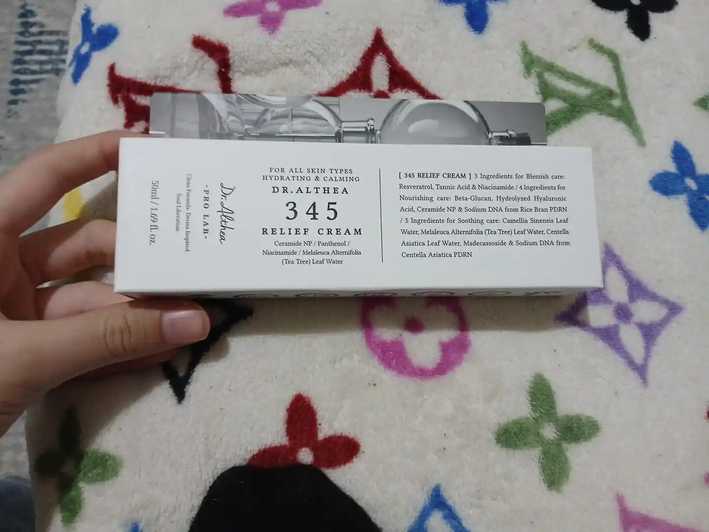 Resveratrol bilan tinchlantiruvchi krem Dr. Althea 345 Relief Cream